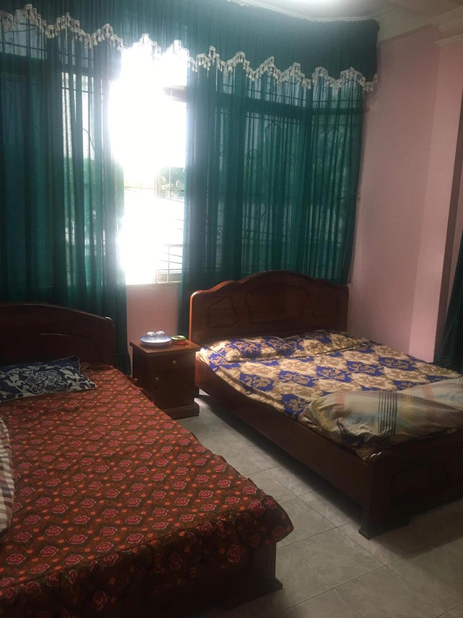 Nha Nghi Minh Quang Hotel