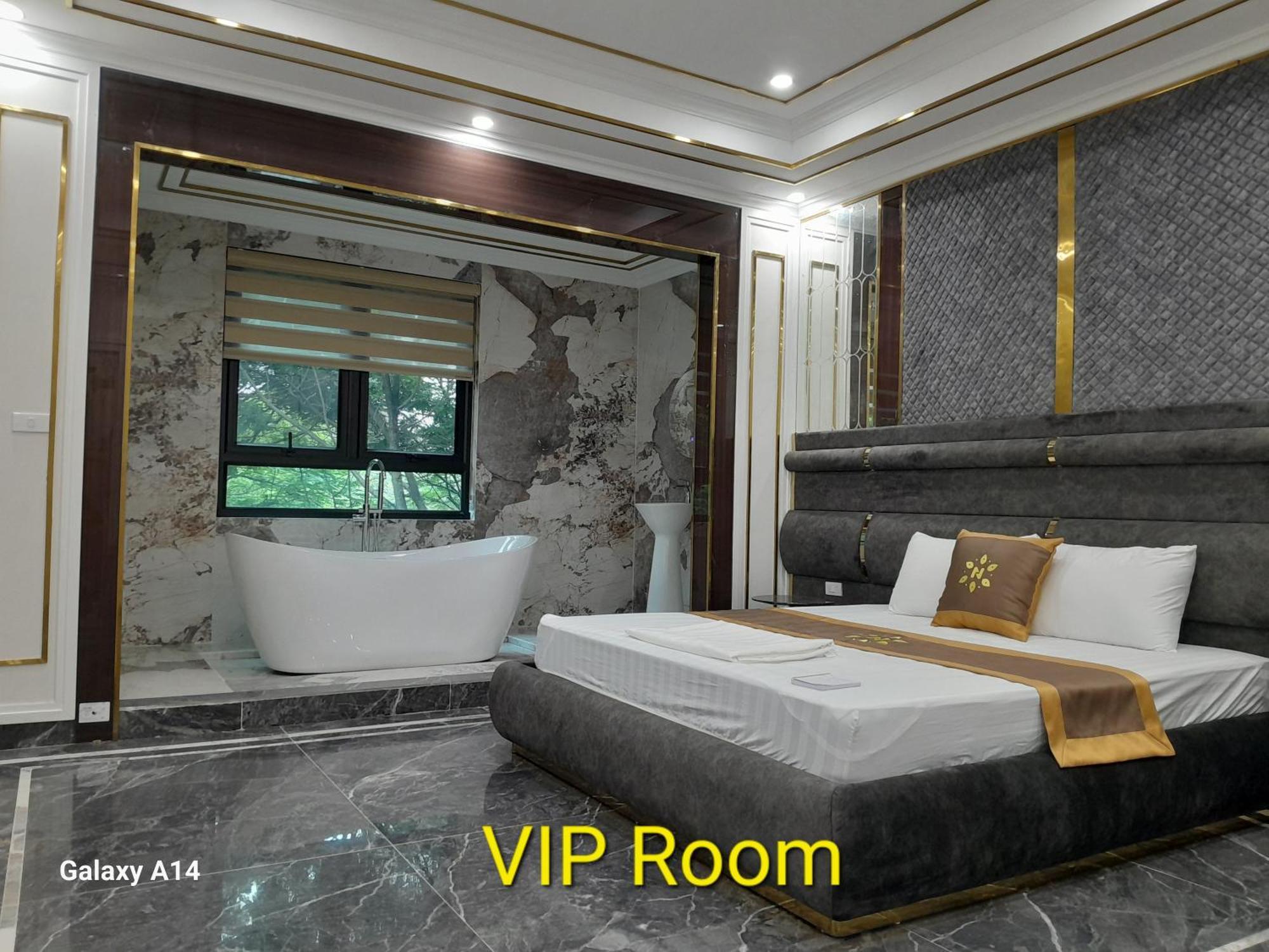 Bao Ngoc Dinh Cong Hotel Hanoi