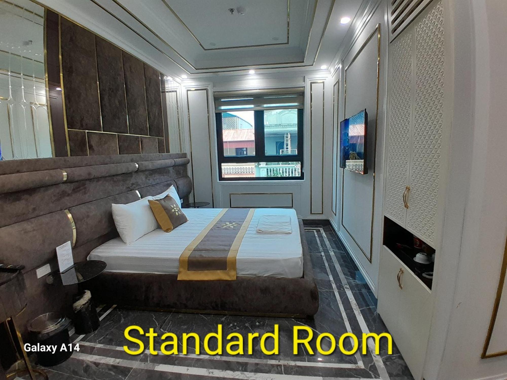 Bao Ngoc Dinh Cong Hotel 4*