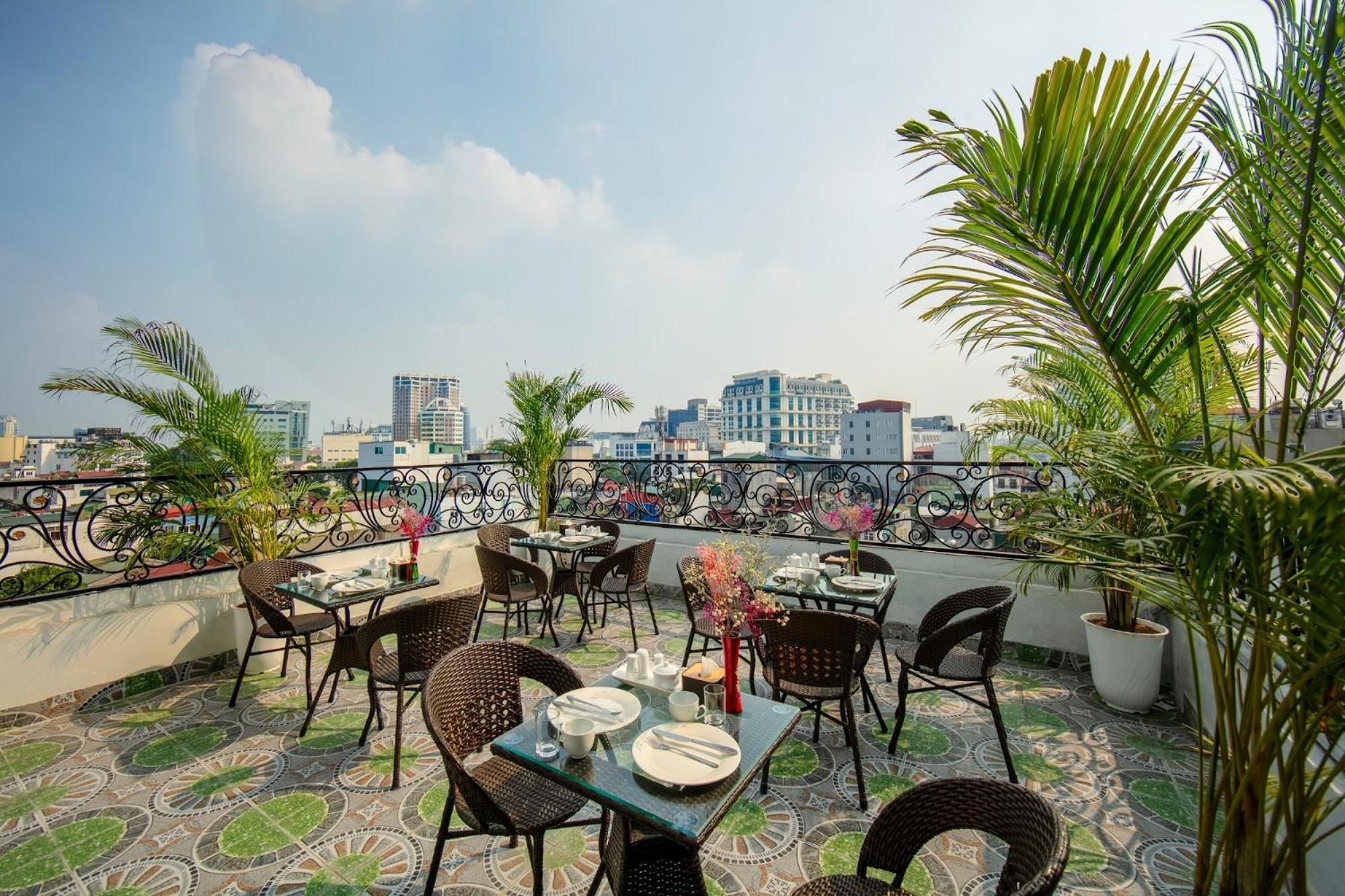 Dream Premium & Khách sạn Hà Nội