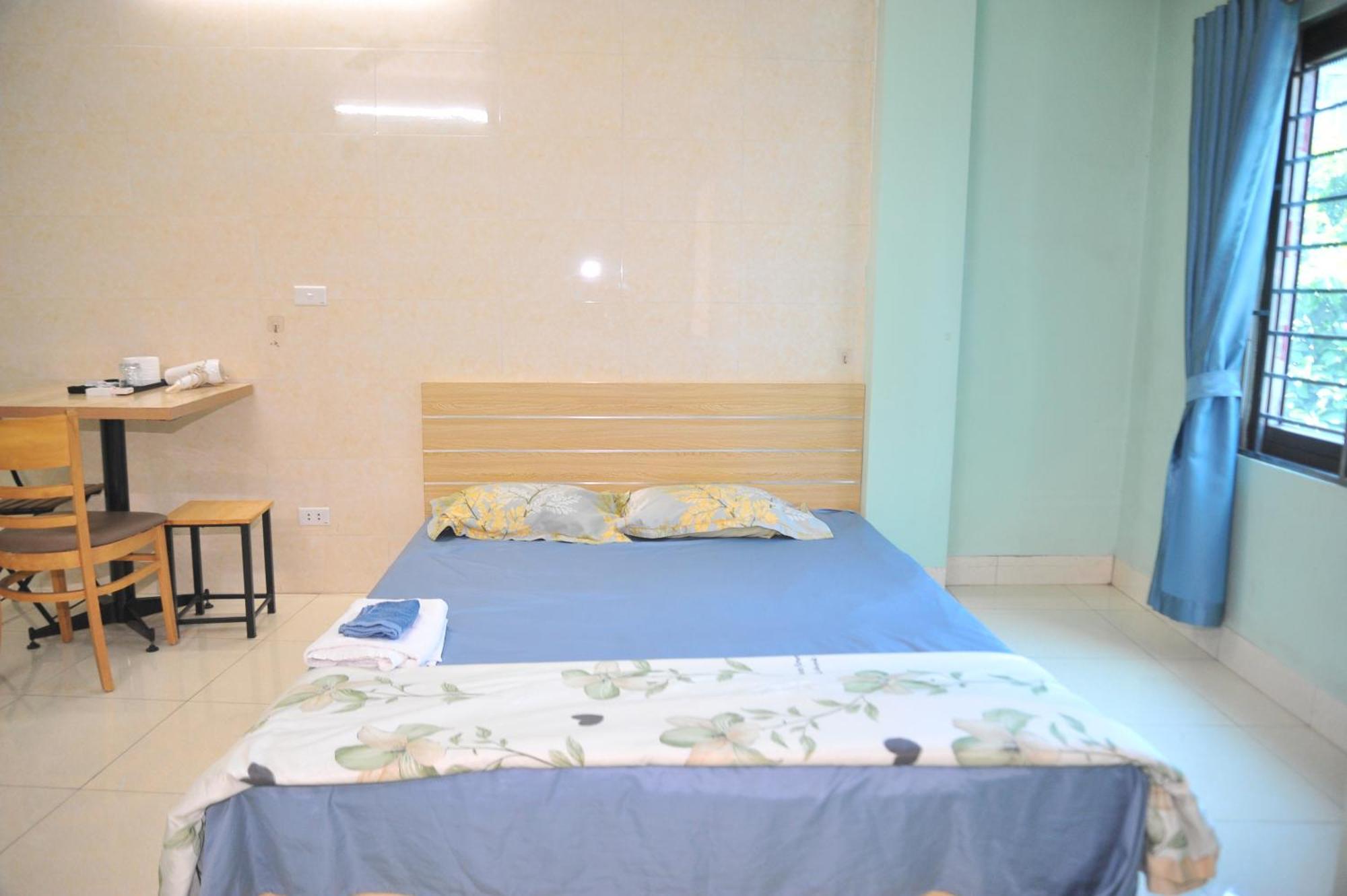 Khách sạn hẻo lánh Nha Tro Me Tri Ha Noi *