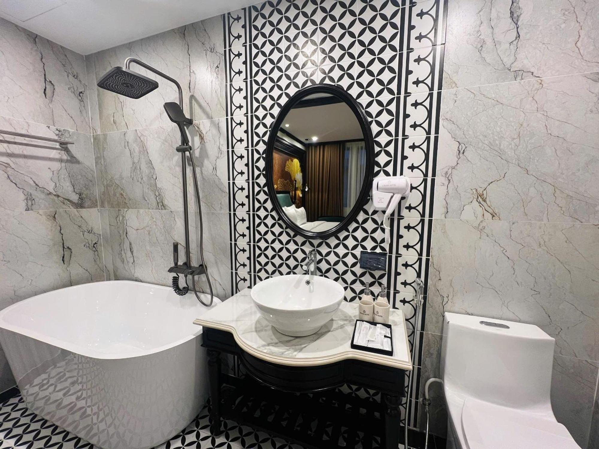 Hotel Grand Trinh Bo