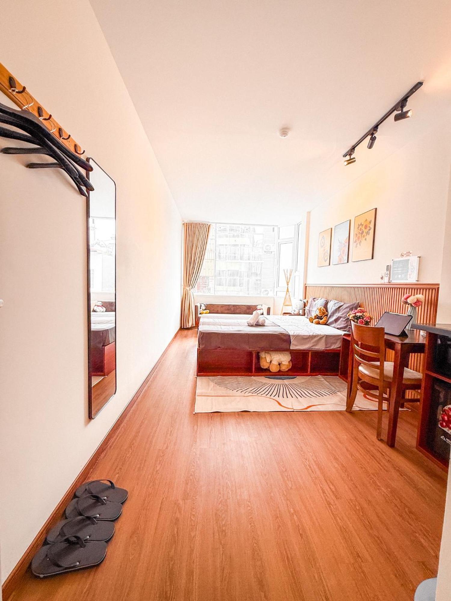 Homestay La Casa Di Dicembre 18 Hang Chao Hanoi