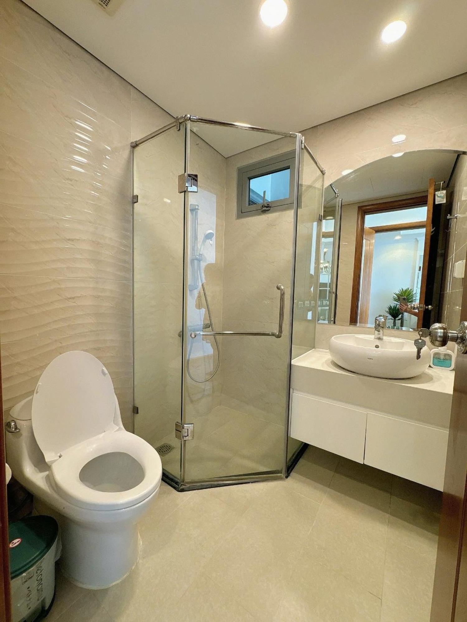 Palm House In Vinhomes Times Apartment *