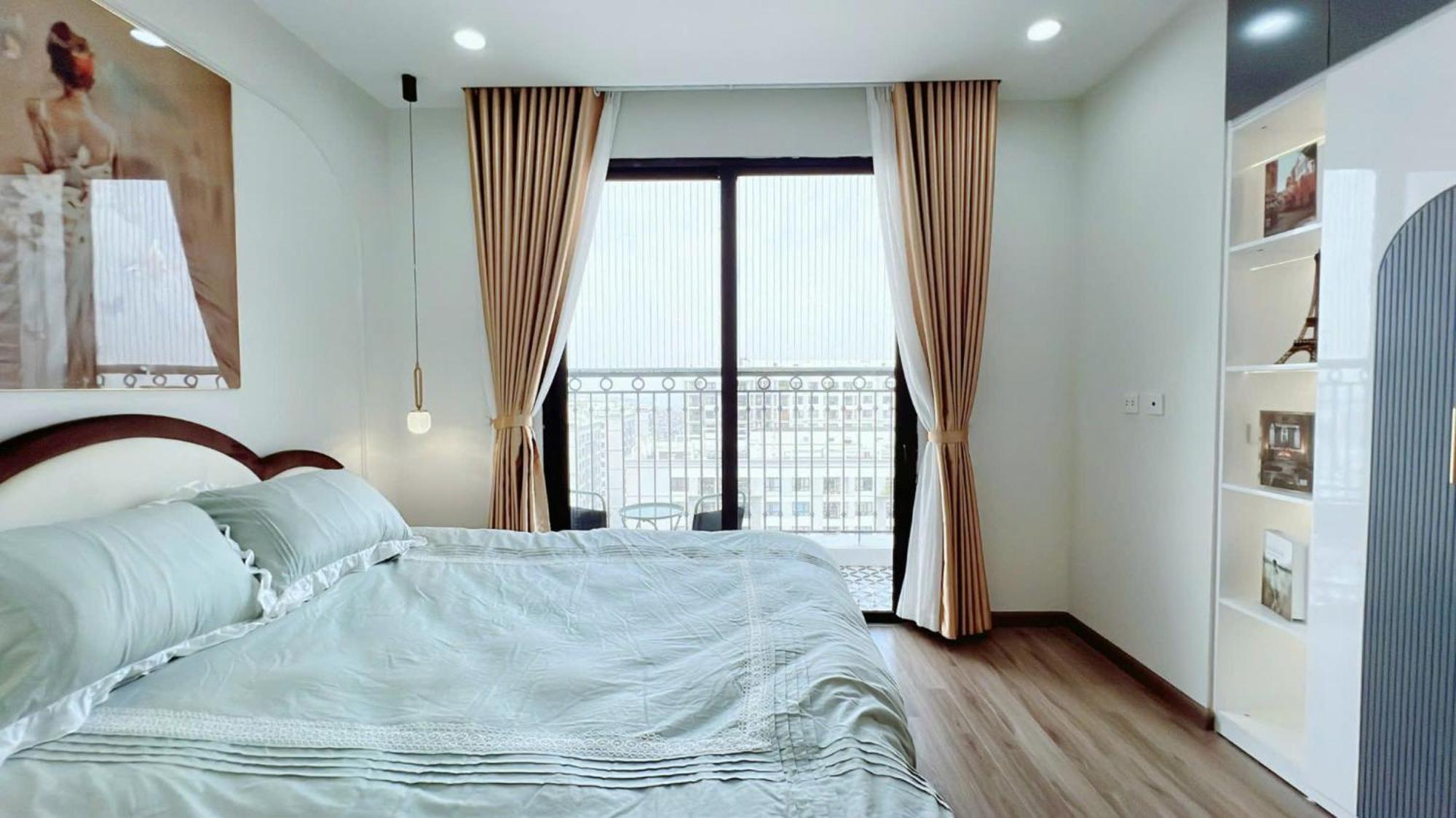 Palm House In Vinhomes Times Apartment *