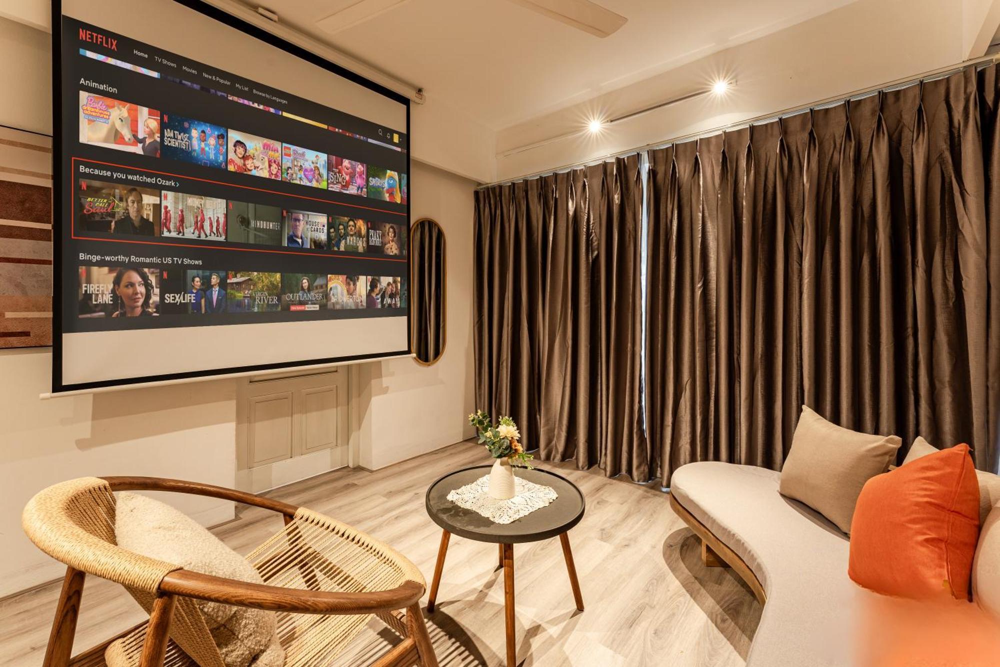 Sunny Old Quarter Near Train Street - Big Balcony, Kitchen- Self Check-in Apartment *