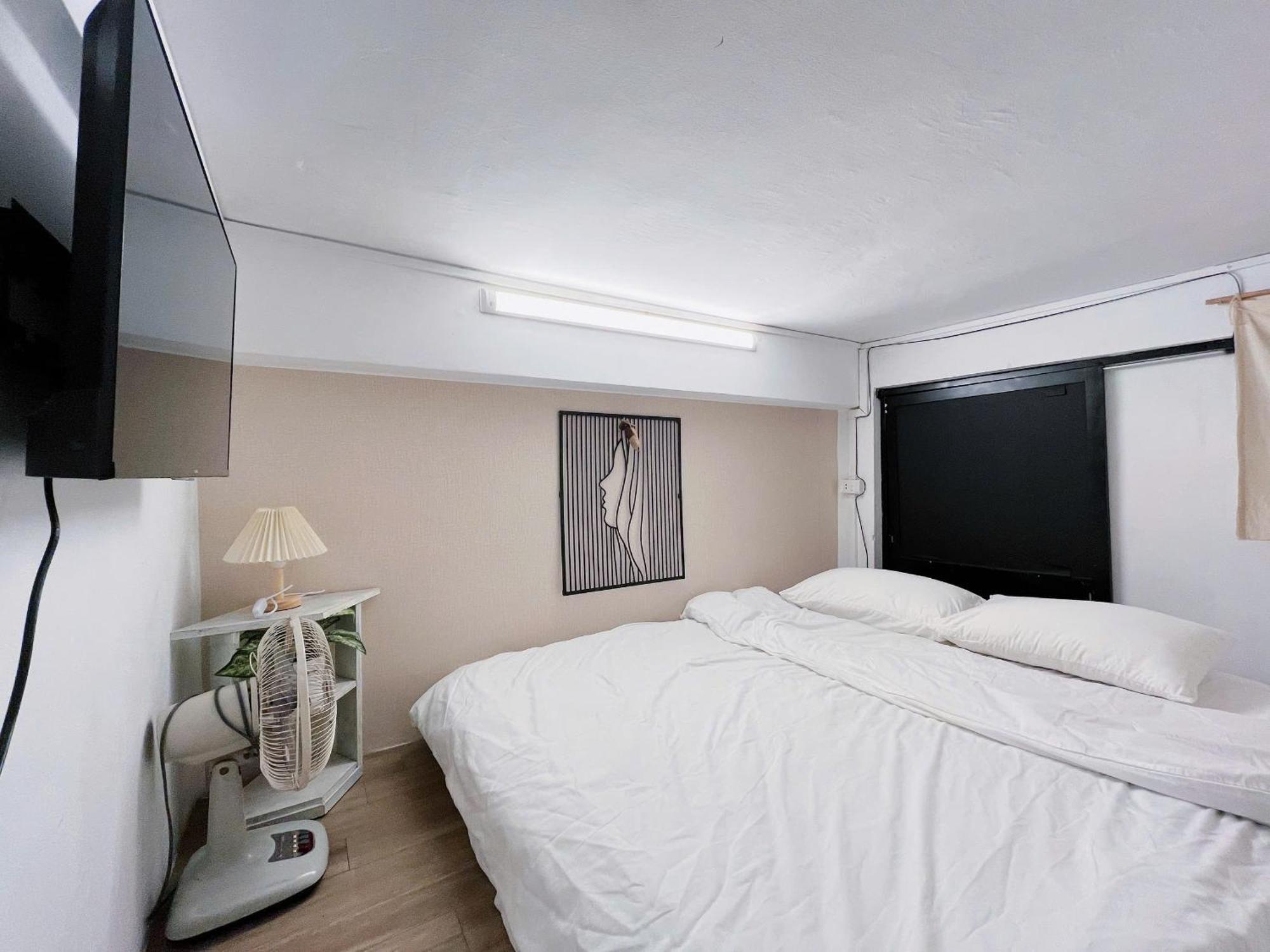 Local House Apartment