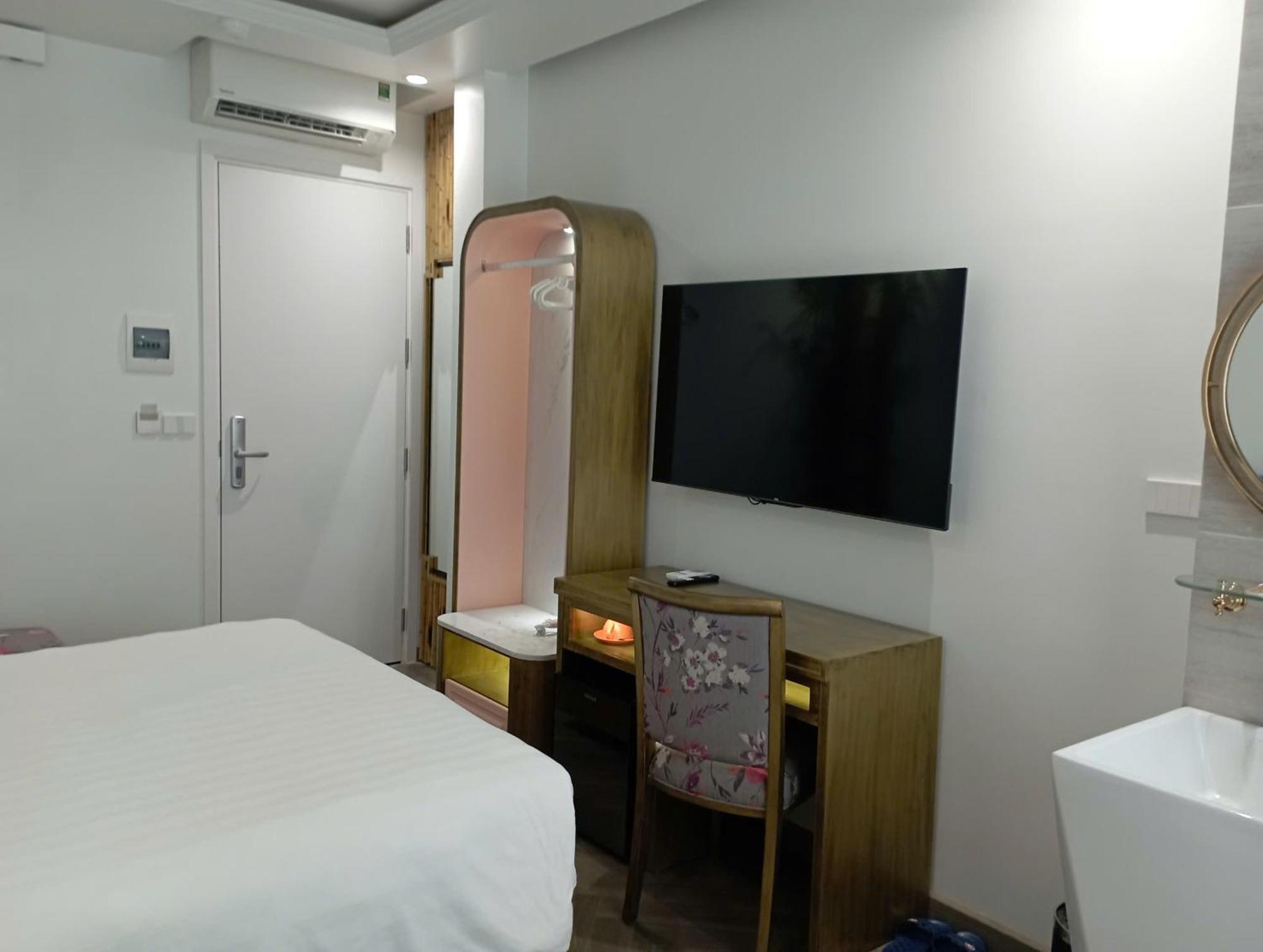 Mai Hotel