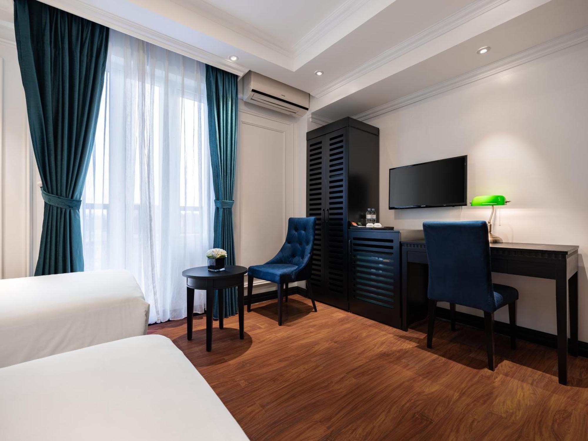 Hotel The Flower Boutique & Travel