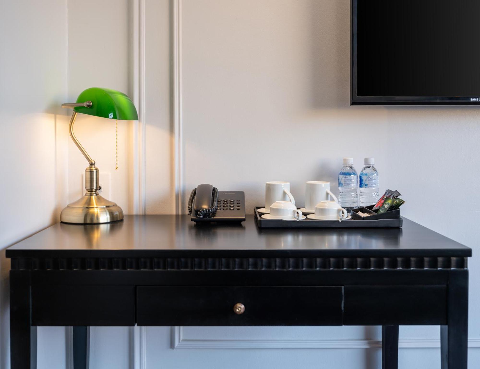 The Flower Boutique & Travel Hotel Hanoi