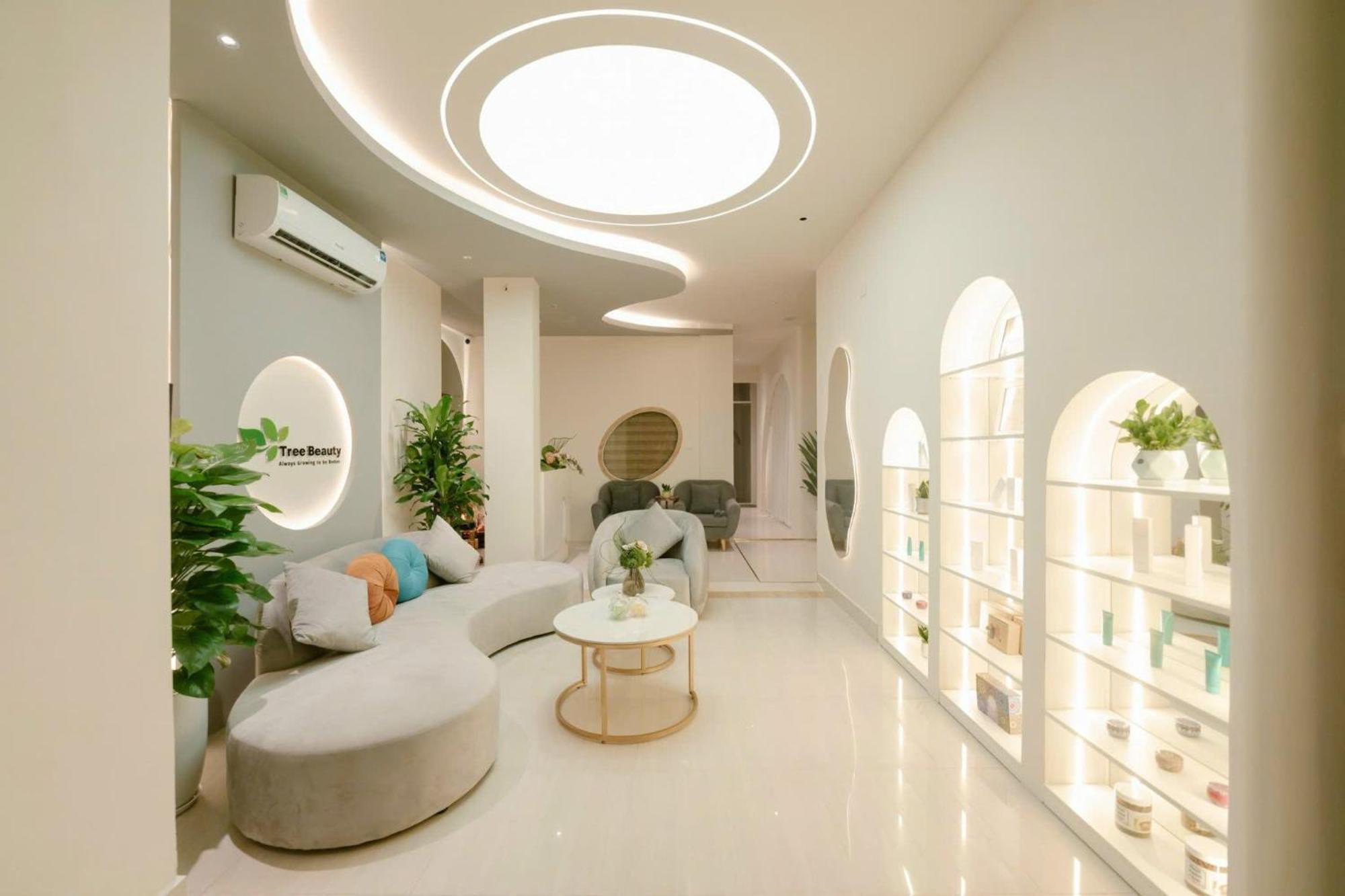 Minasi Premium 4* Hanoi
