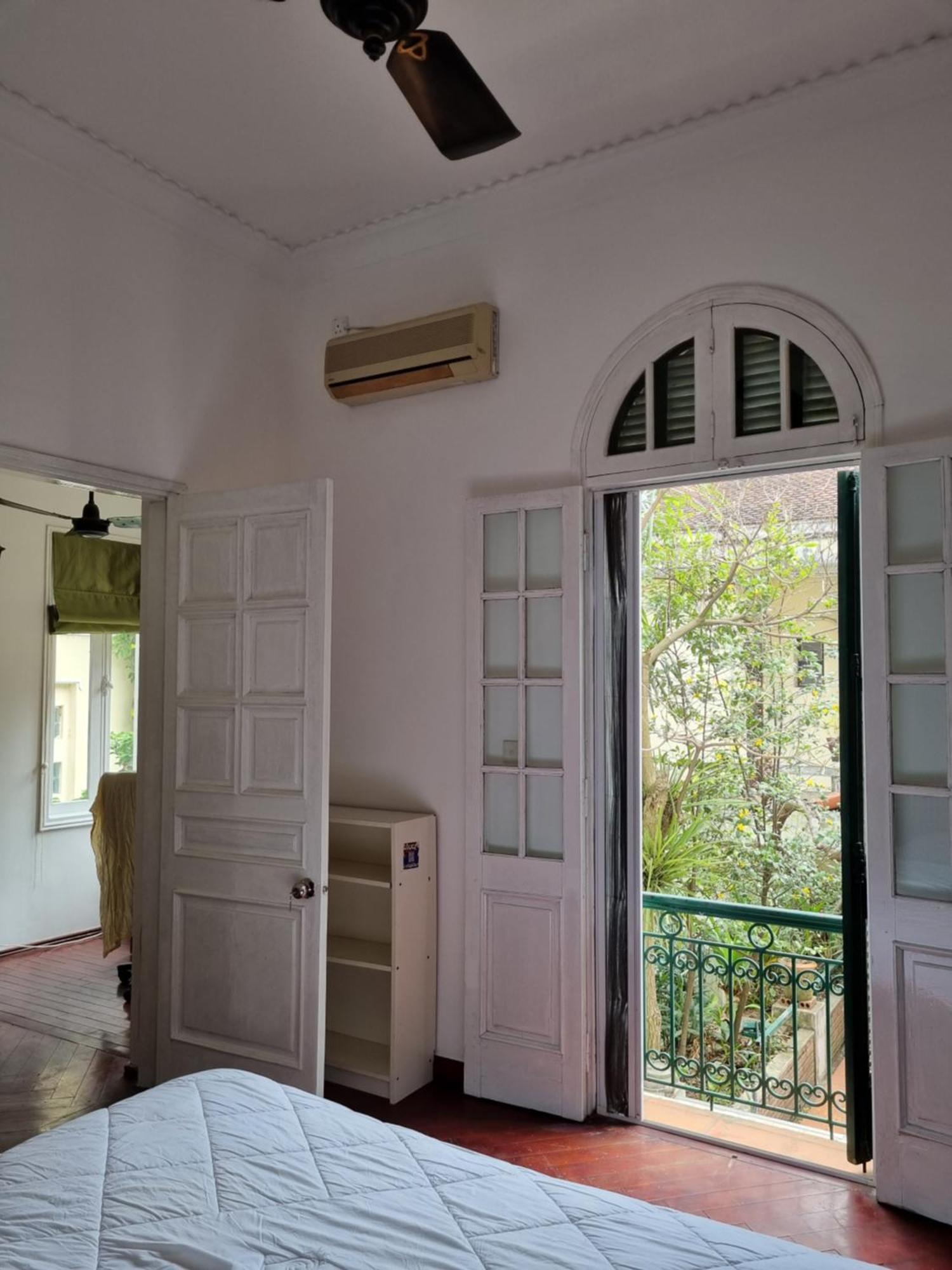 Price Ho Tay With Garden & Pool For Long Hà Nội
