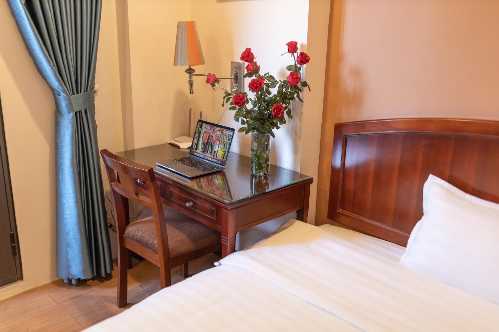 Hotel T - 4*