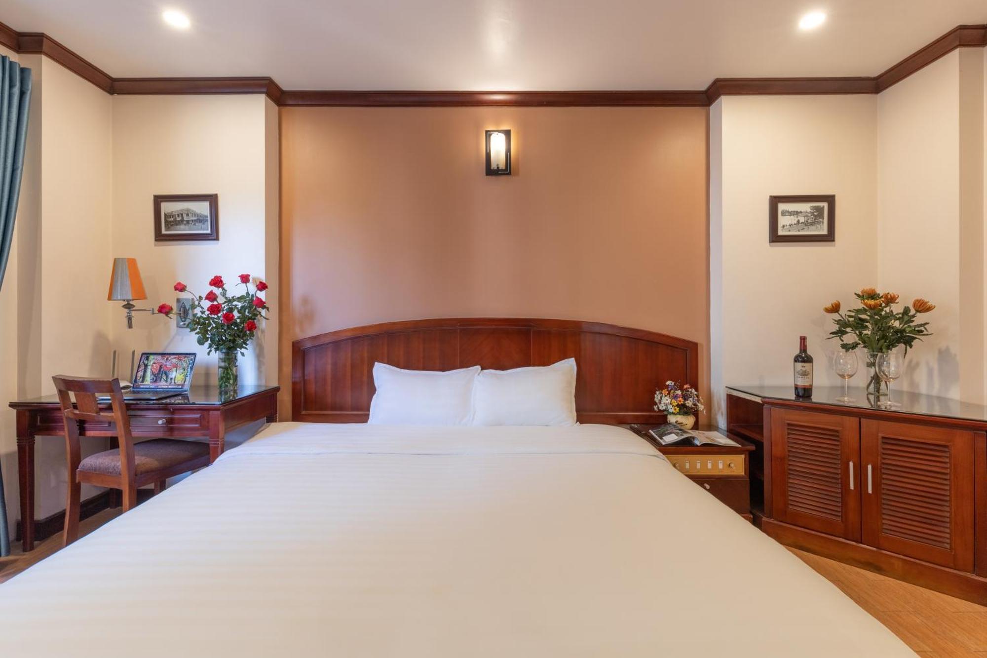 T - Hotel Hanoi