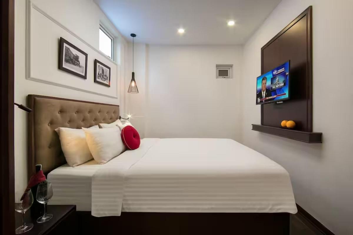 Vision Boutique Hotel, No 8 Tho Xuong, Hoan Kiem - By Bay Luxury Hotel 3*