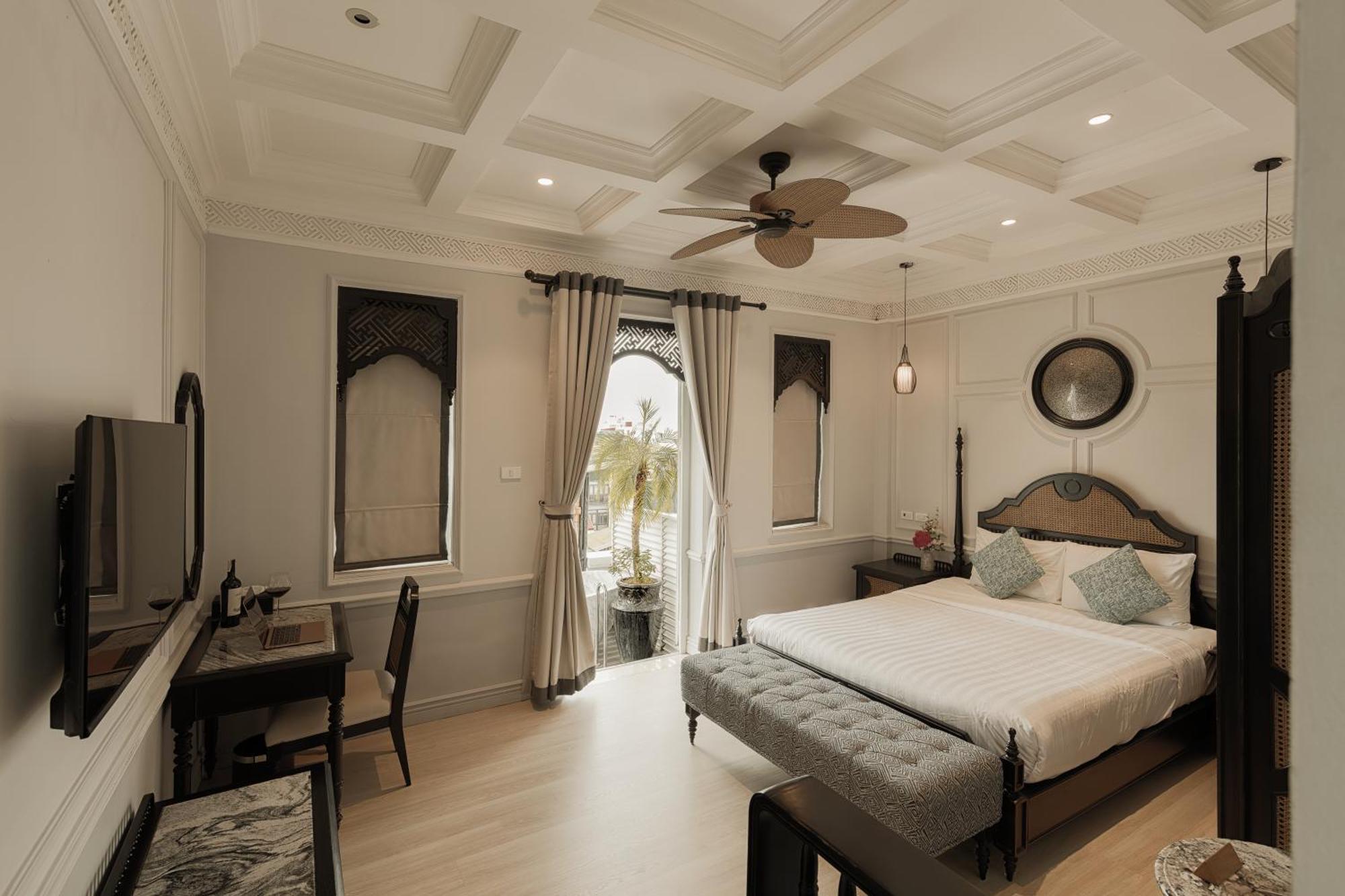 Graceful And Travel Hotel Hanoi