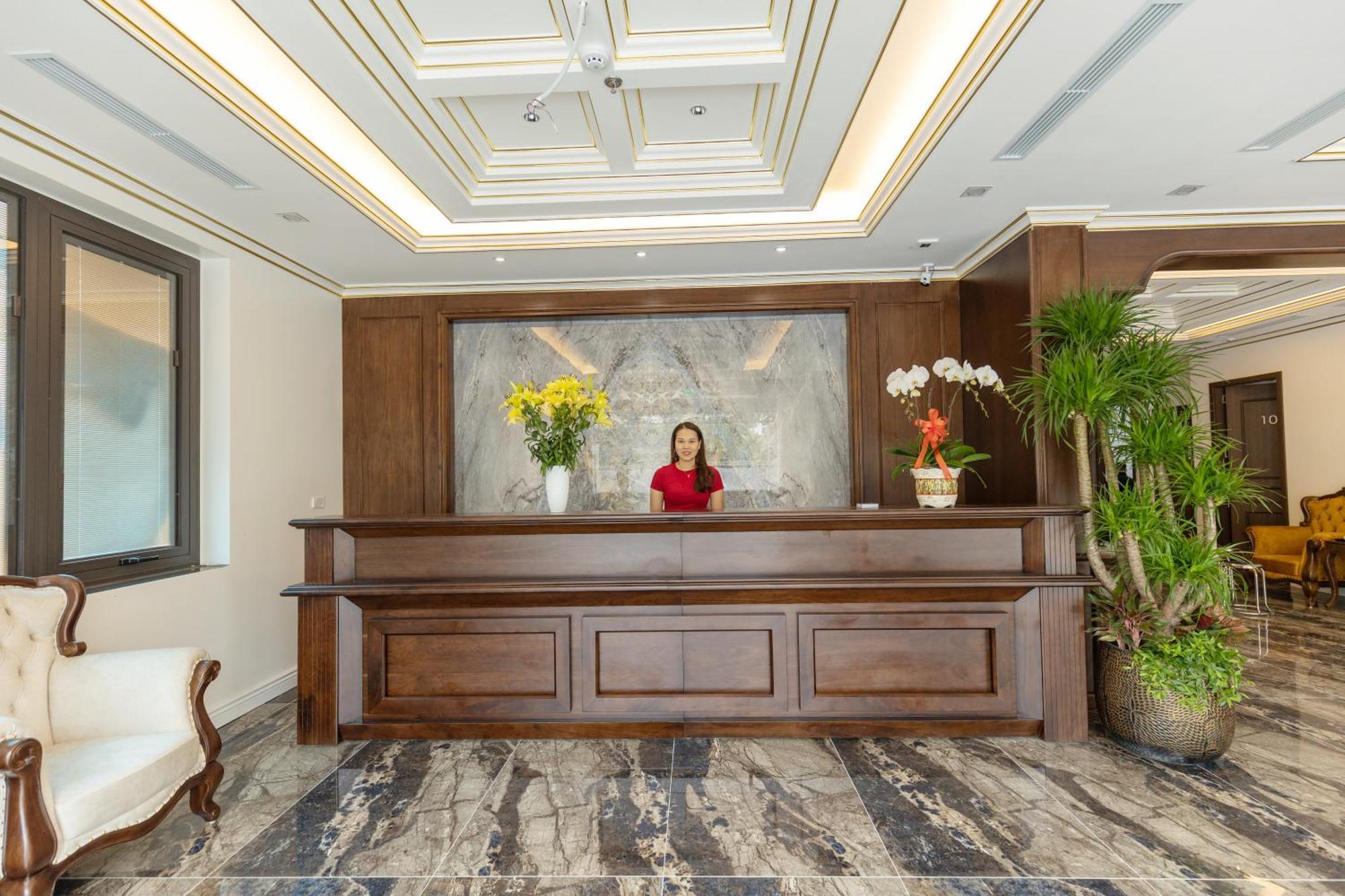 Royal Duong Noi 3*