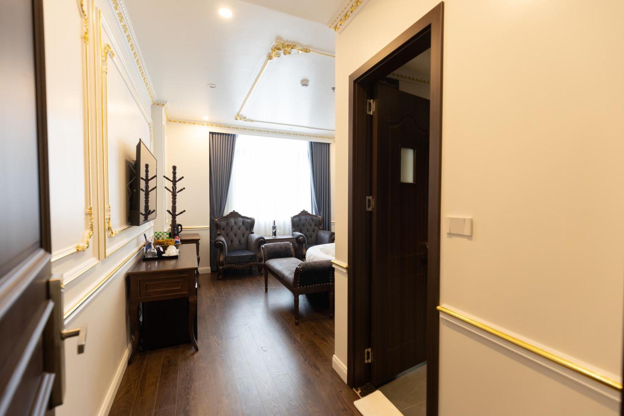 Hotel Royal Duong Noi Hanoi