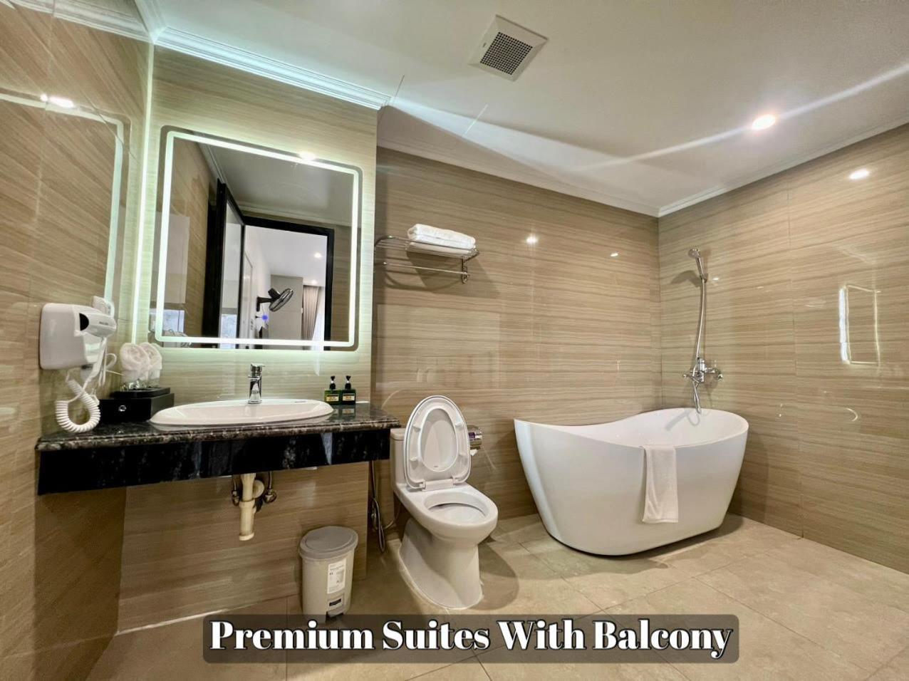 Hotel Grand Dragon Noi Bai 3*