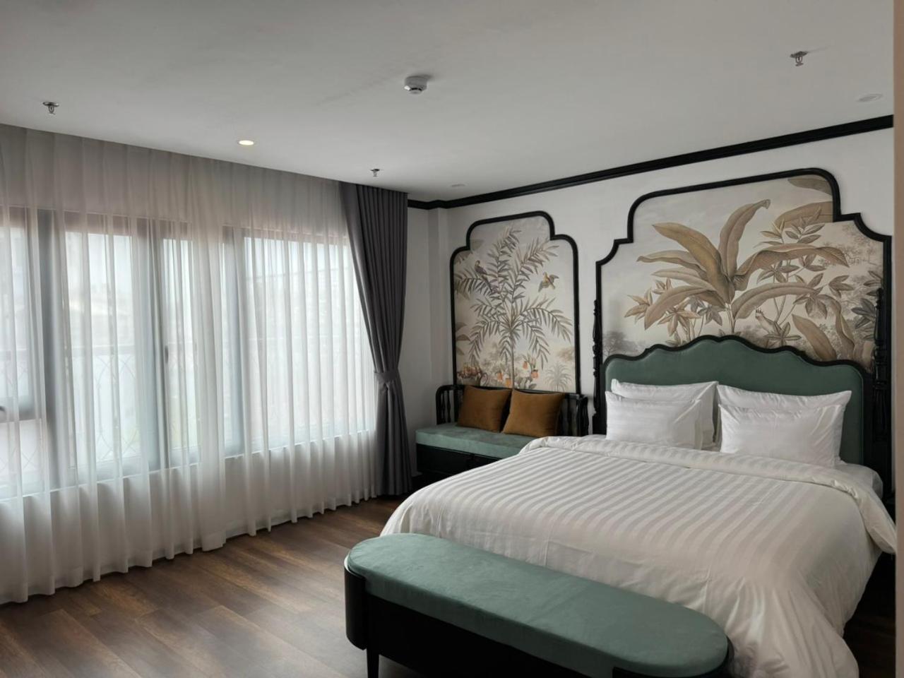 Hotel Aquarius Premium Hanoi