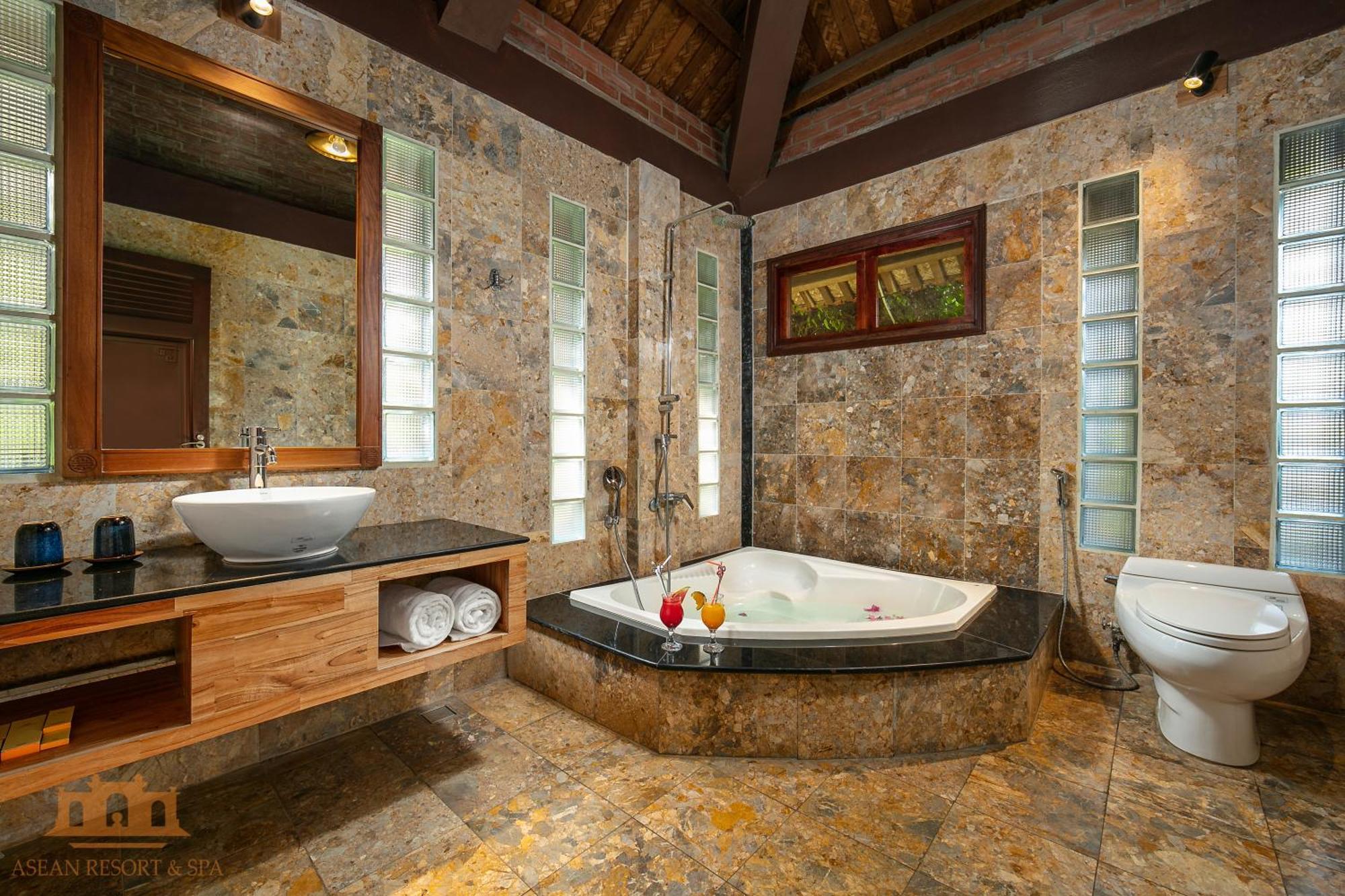 Asean - Shiki Onsen & Hà Nội
