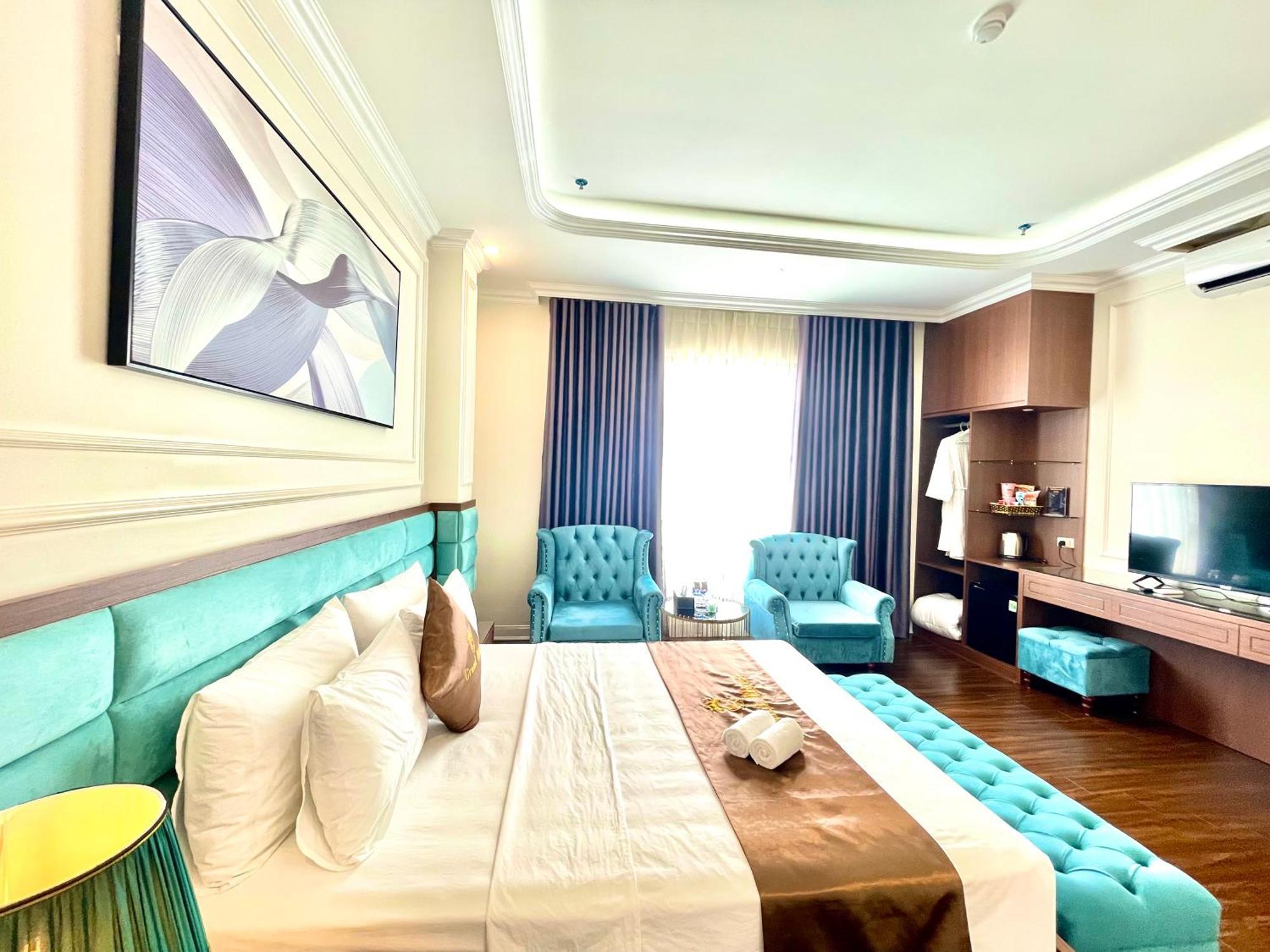 Grand Ha Noi Hotel