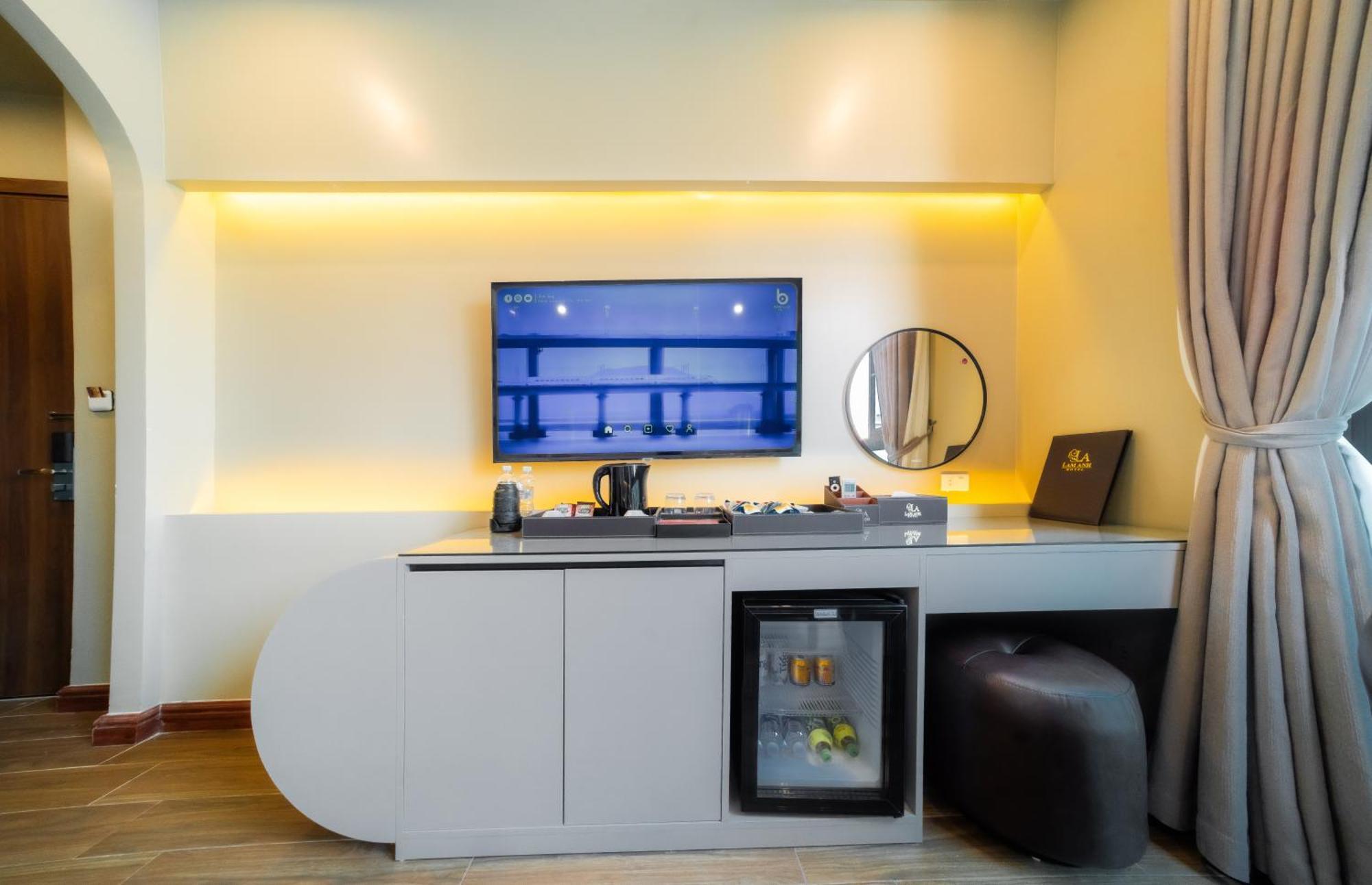 Lam Anh Hotel 6 Ngoai Giao Doan Bt4-10 Hotel