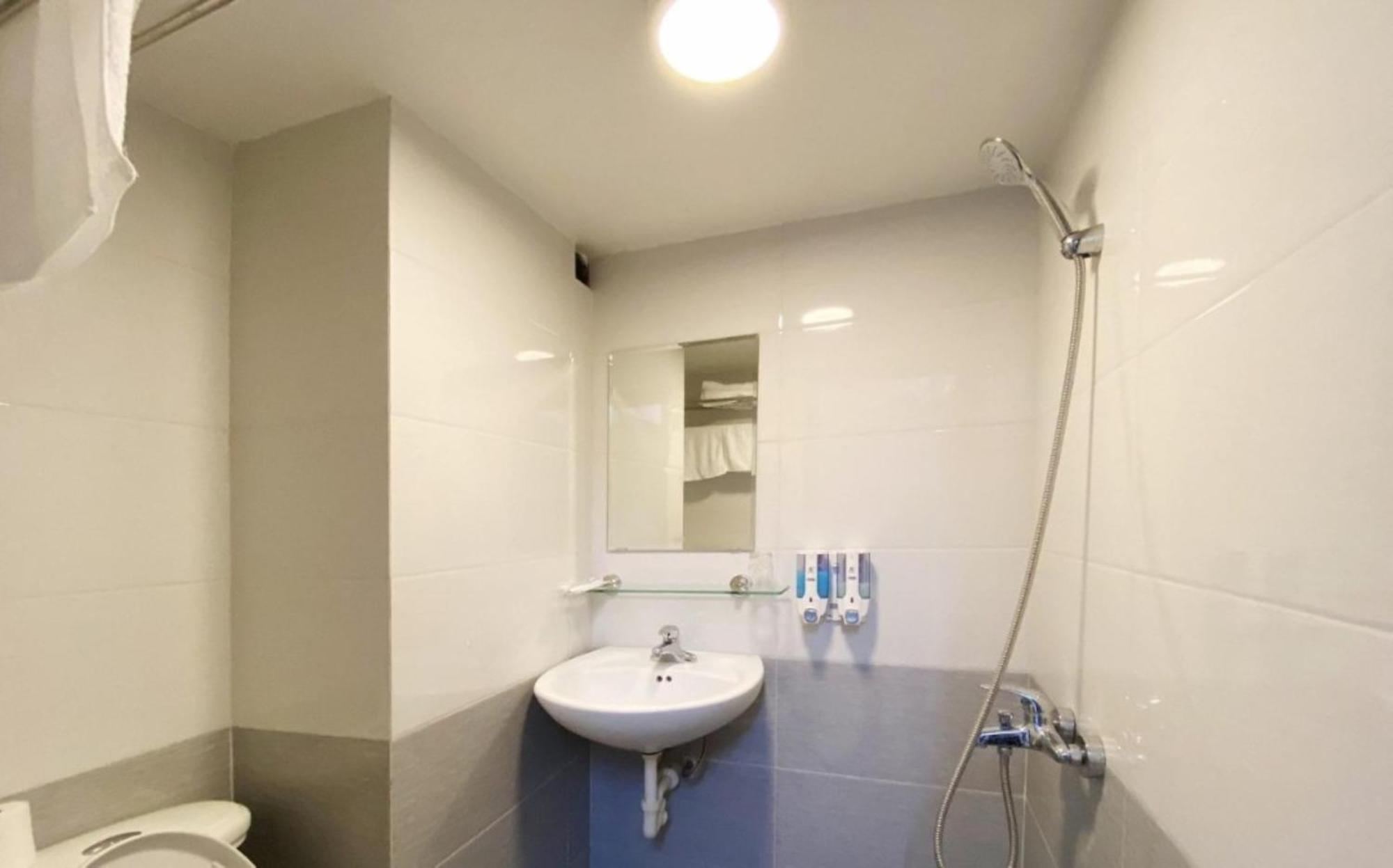 Hotel Bich Ngoc Ha Noi Hanoi