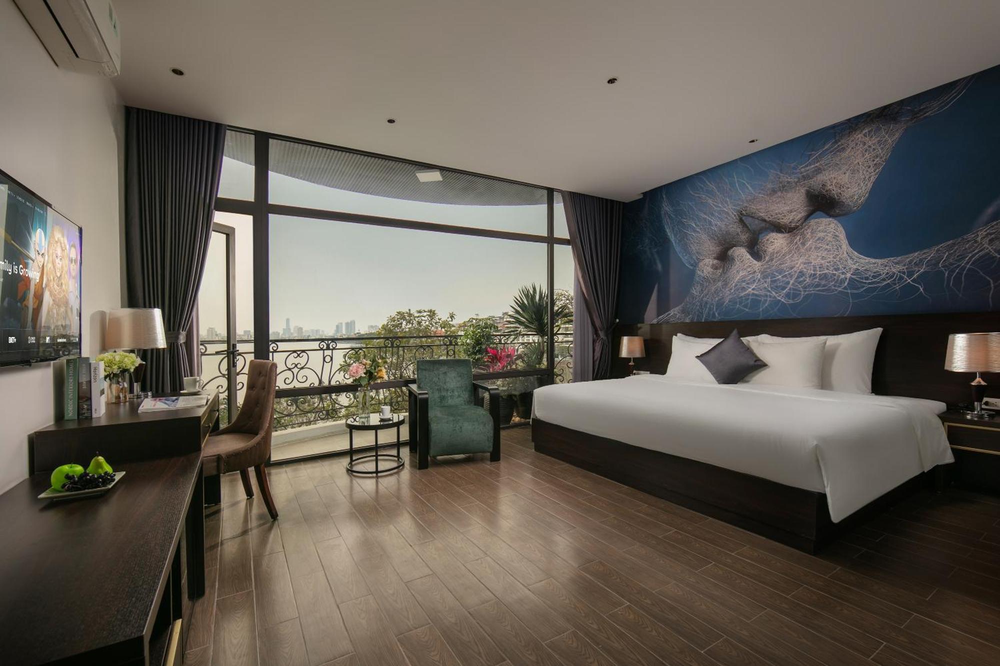 Westlake Pearl & 70 Xuan Dieu - By Pegasy Group Hotel 4*
