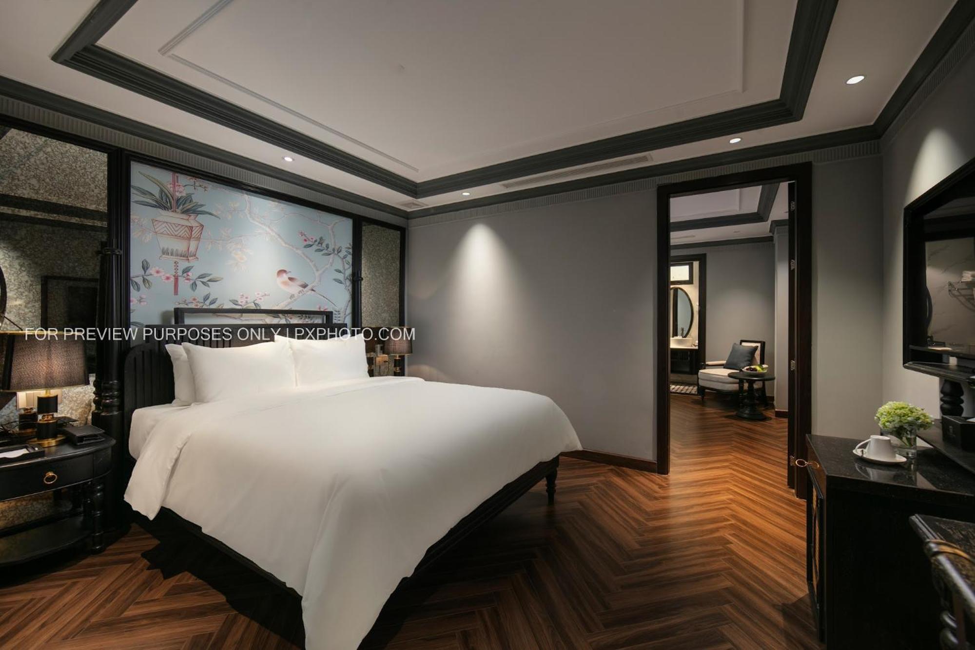 Hotel The Legend 5*