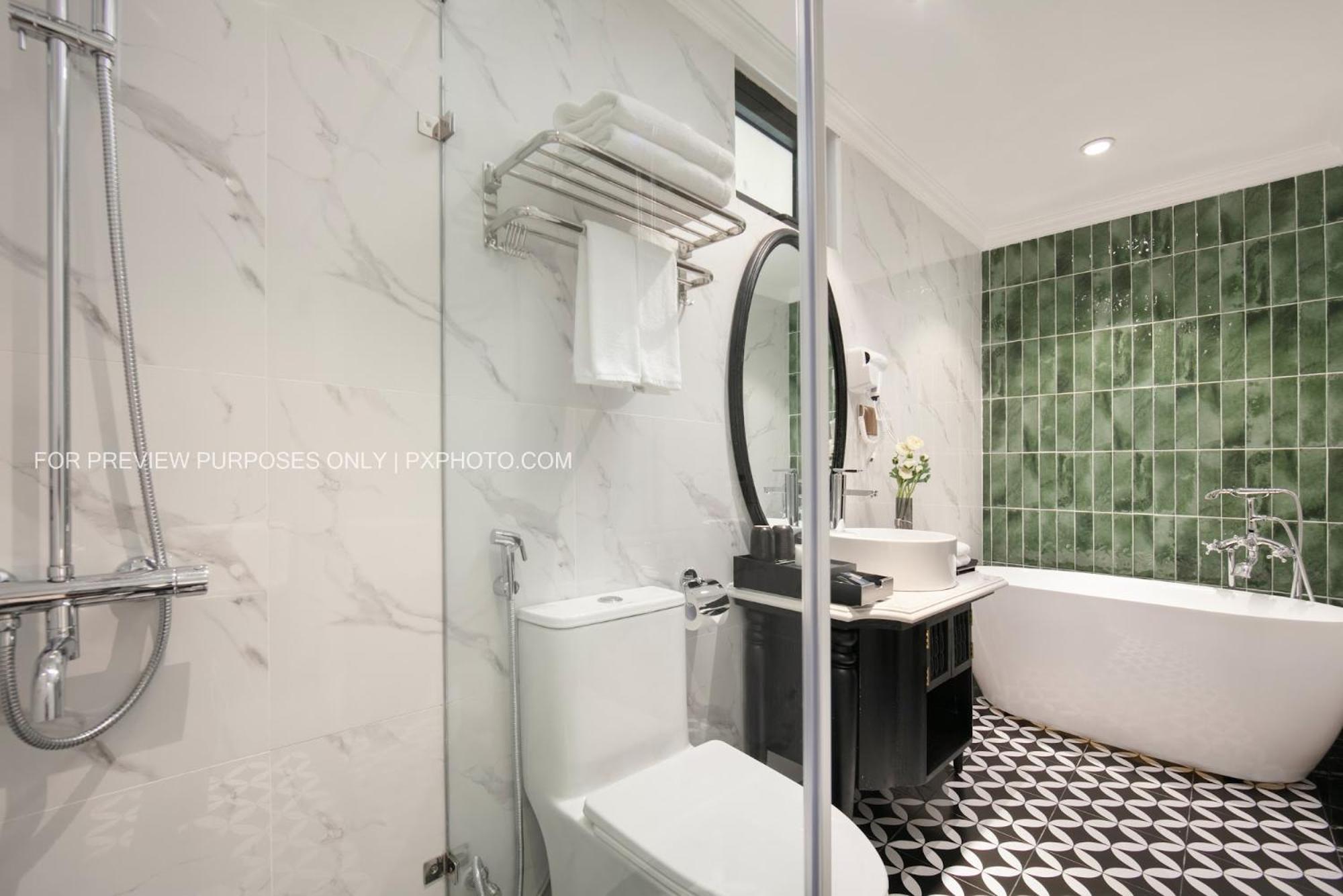 Hotel The Legend Hanoi