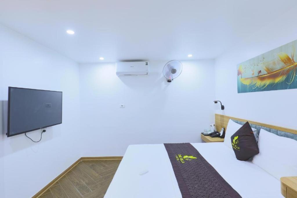 One 4 Khách sạn Hà Nội