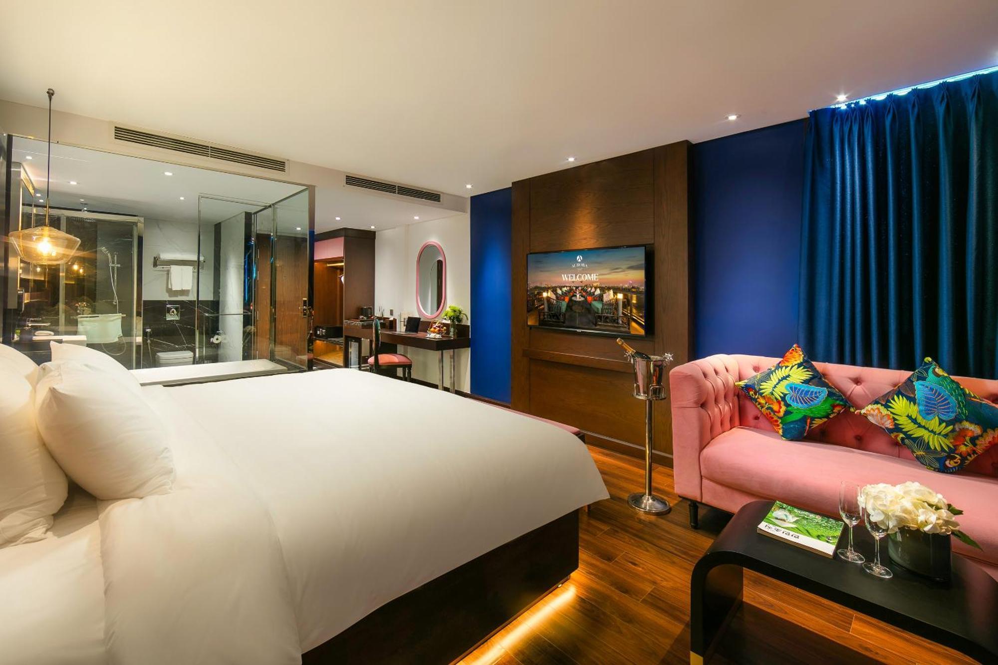 Aurora Hotel 4*