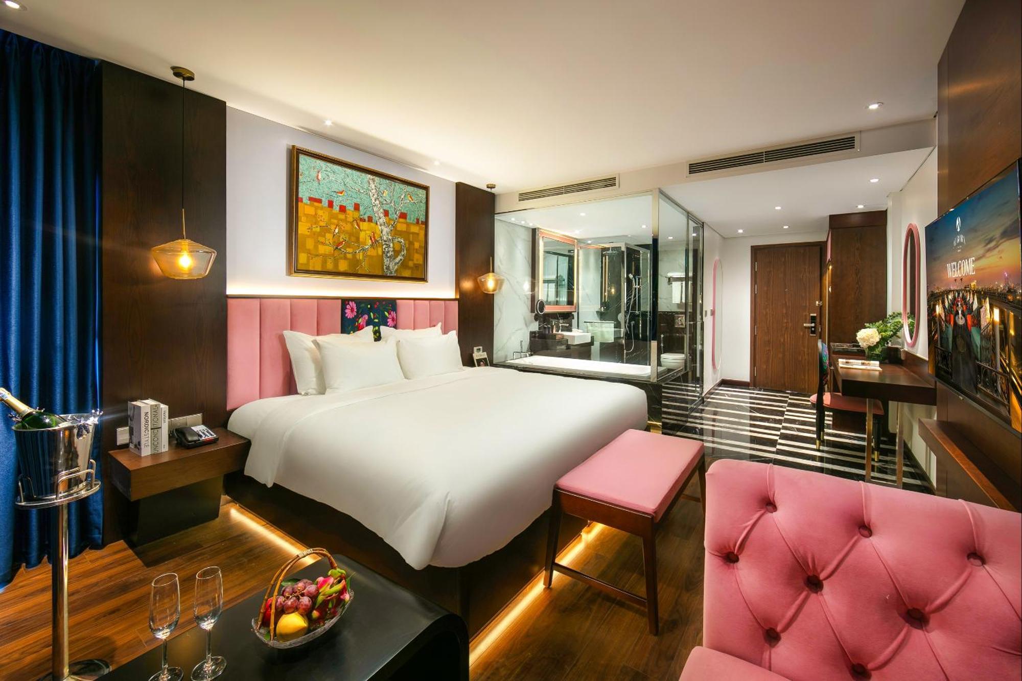 Aurora Hotel 4*