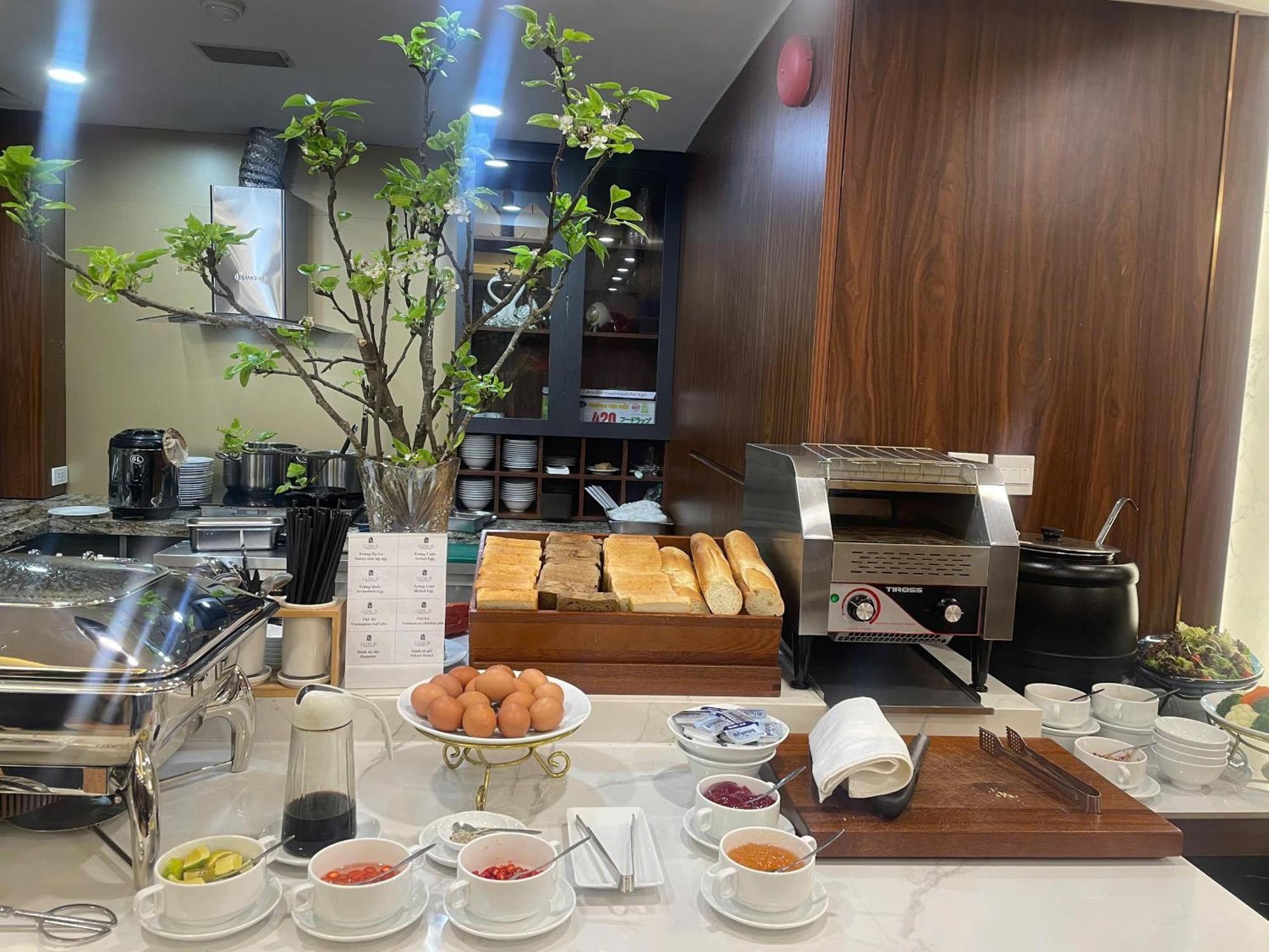 Luxor Boutique 4* Hanoi