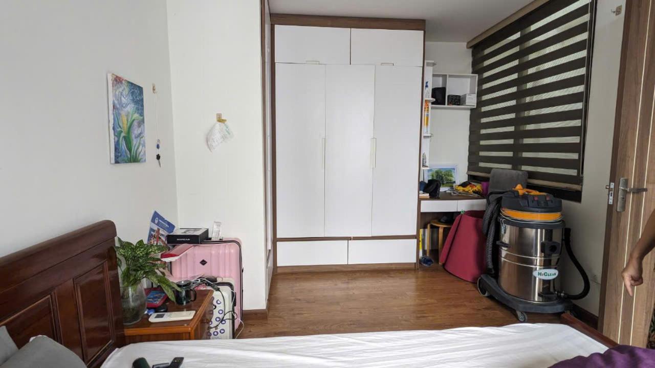 Apartment 4 - Cheap Price 2 Bedroom Near West