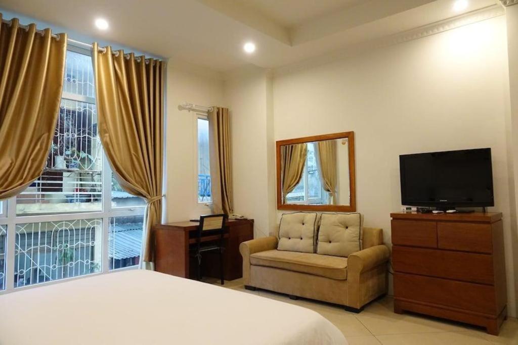 Apec Hotel