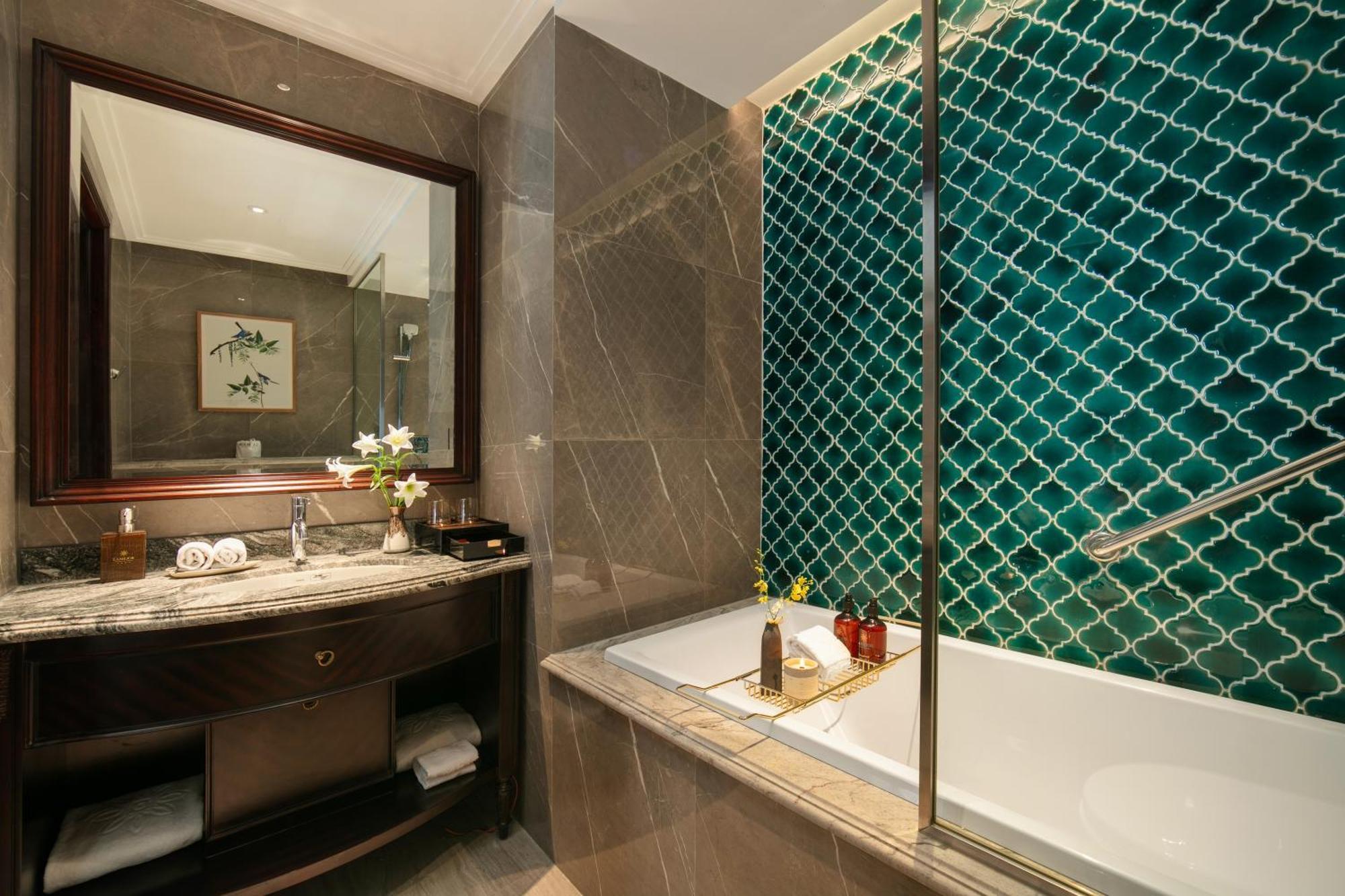 La Mejor Indochine Hotel 5*