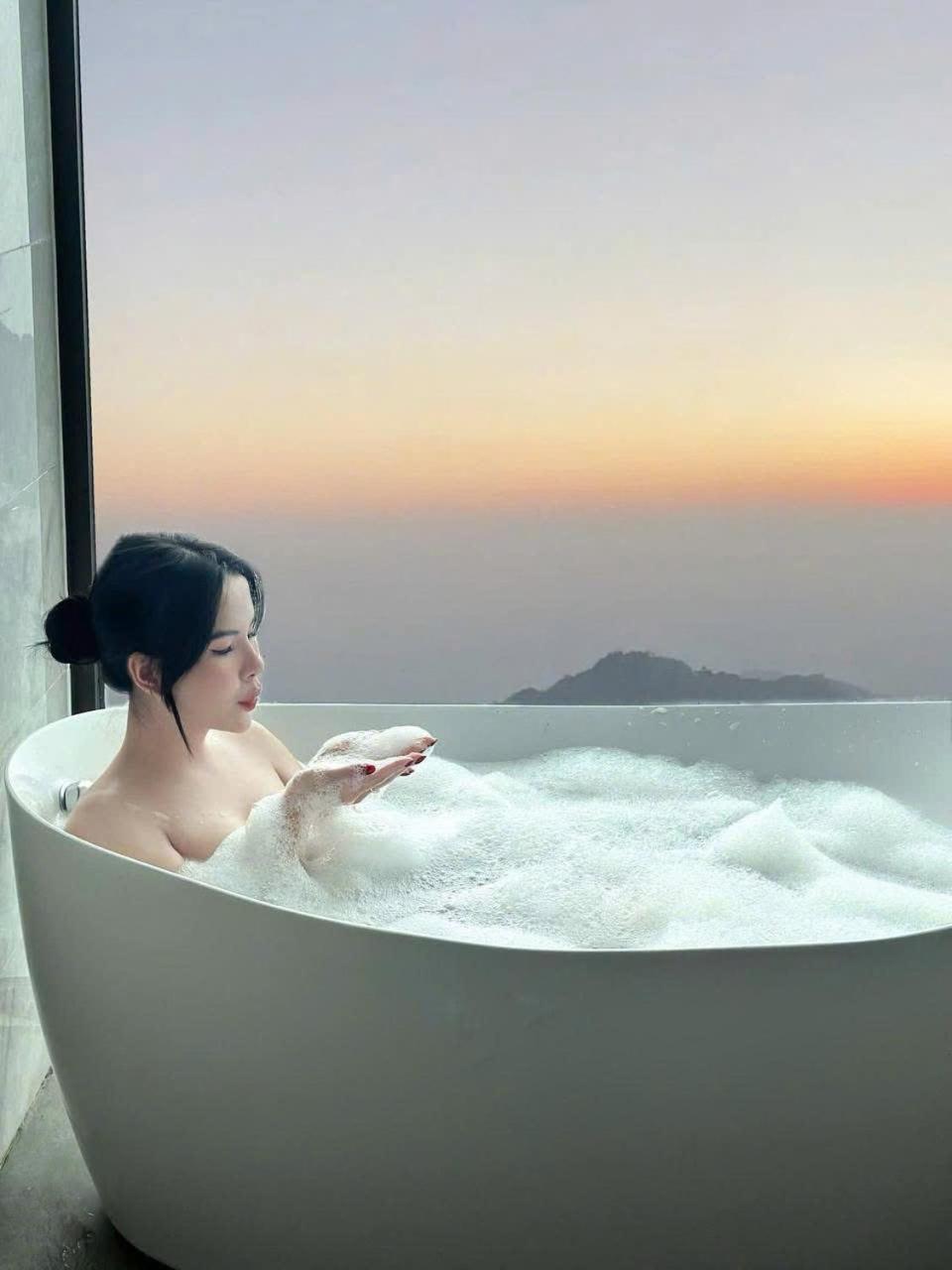 Chuon Chuon Tam Ðảo