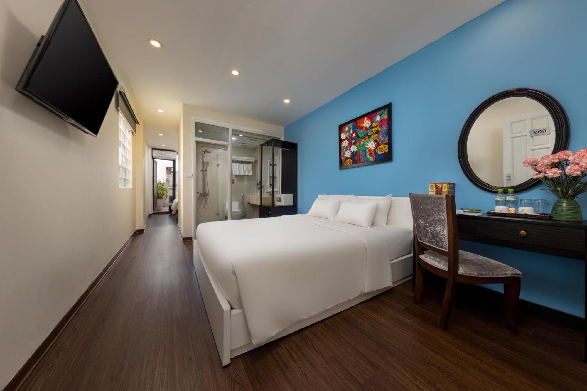 Mai Charming And Hotel