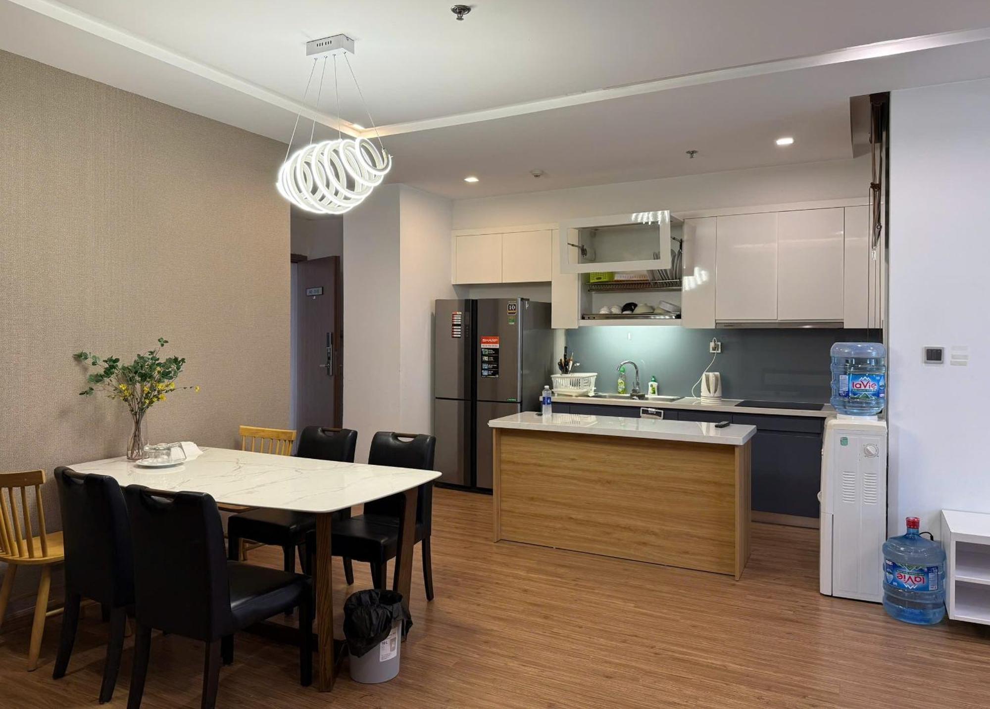 Vinhomes Metropolis Luxury 3br Near Lotte * Hanoi