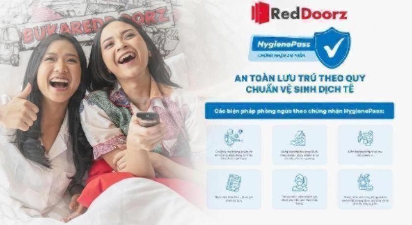 Ha Noi Vang Hoang Ngan *