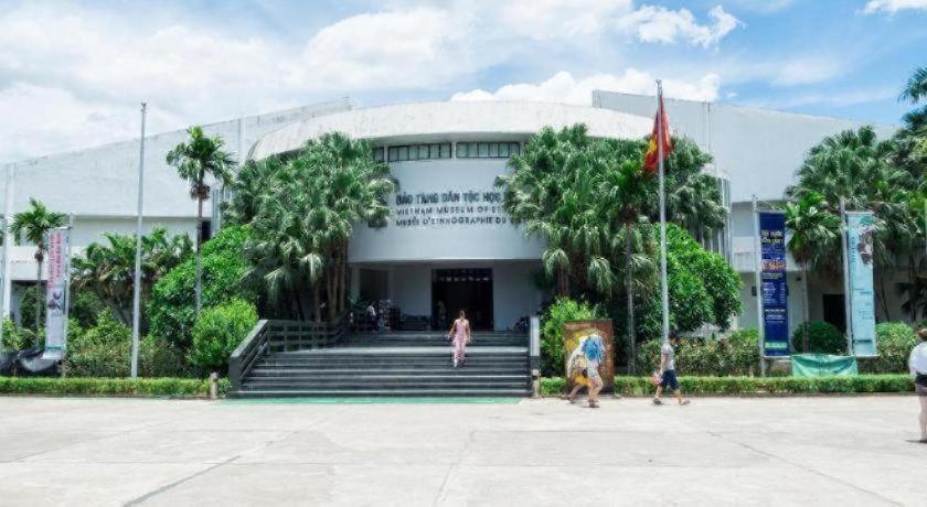 Ha Noi Vang Hoang Ngan