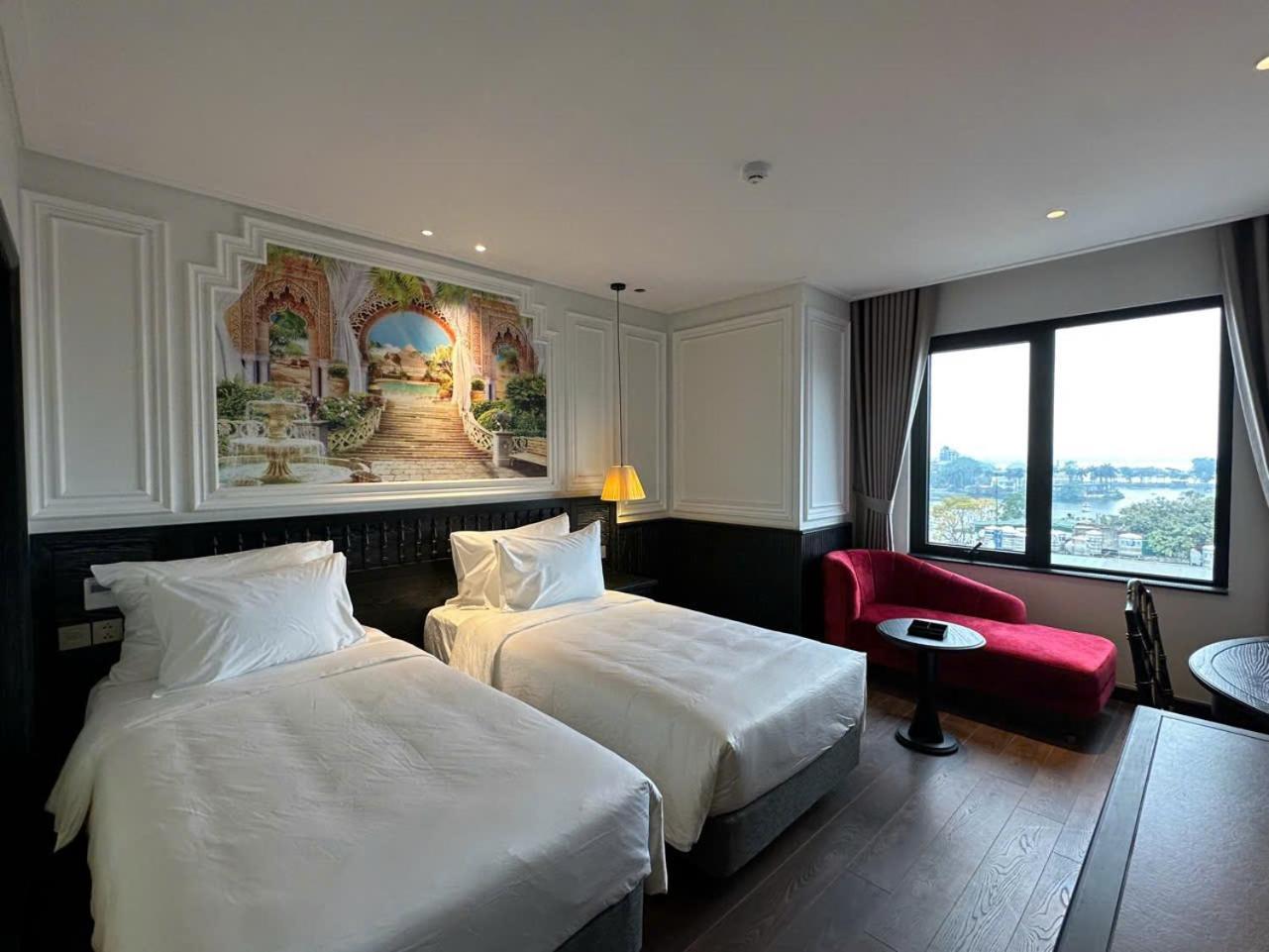 Luxe Paradise & 4*