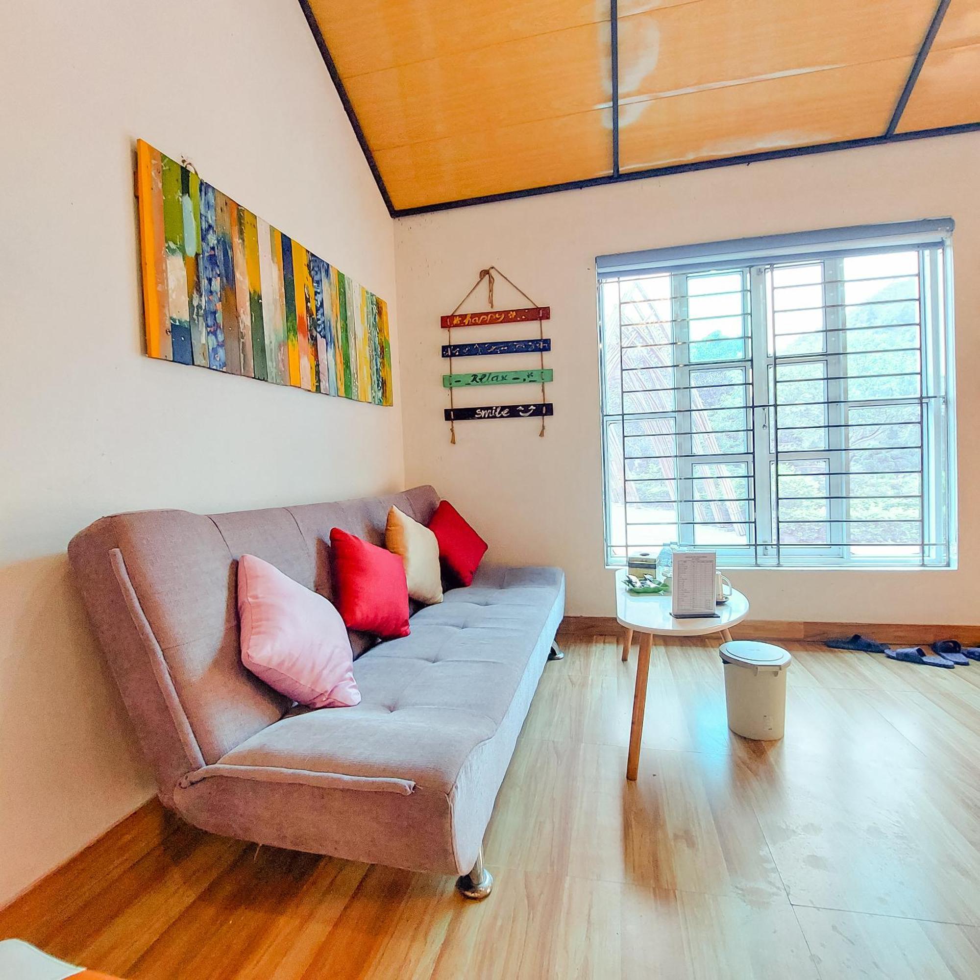 Sapphire Hill Farm stay Hanoi