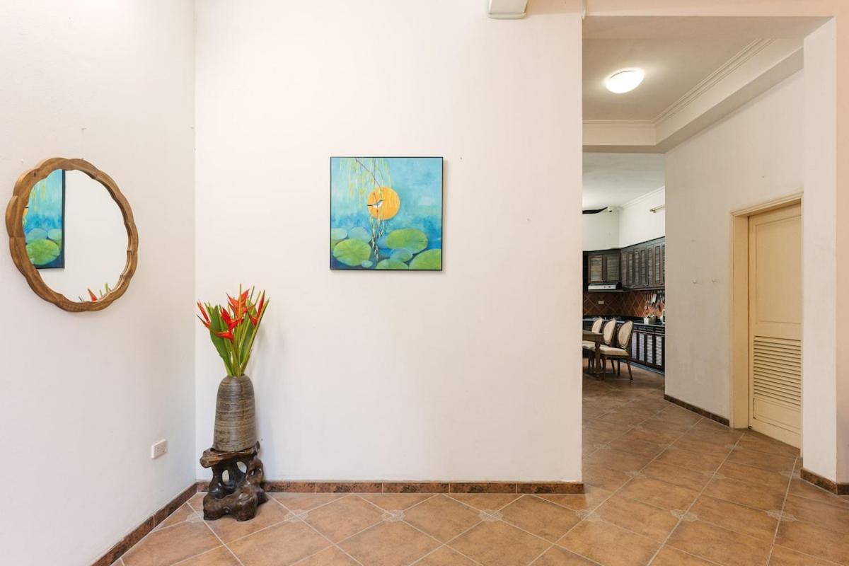 Spacious 5br Mansion With Pool And Cinema In * Hanoi