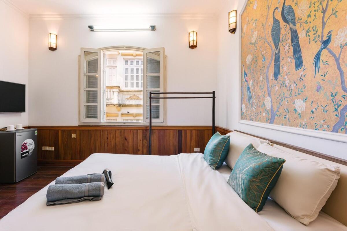 Villa Spacious 5br Mansion With Pool And Cinema In Hanoi