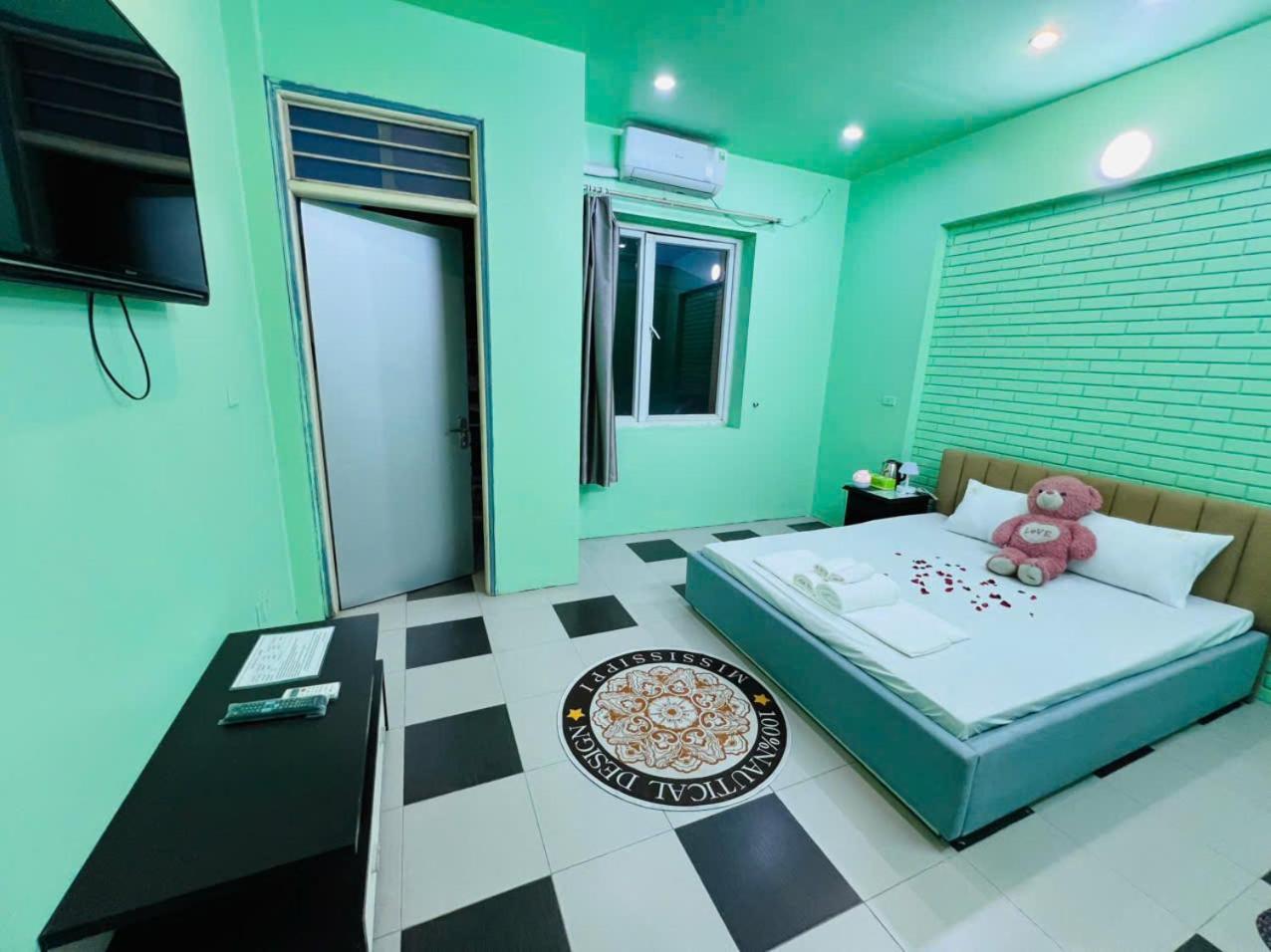 Mb House