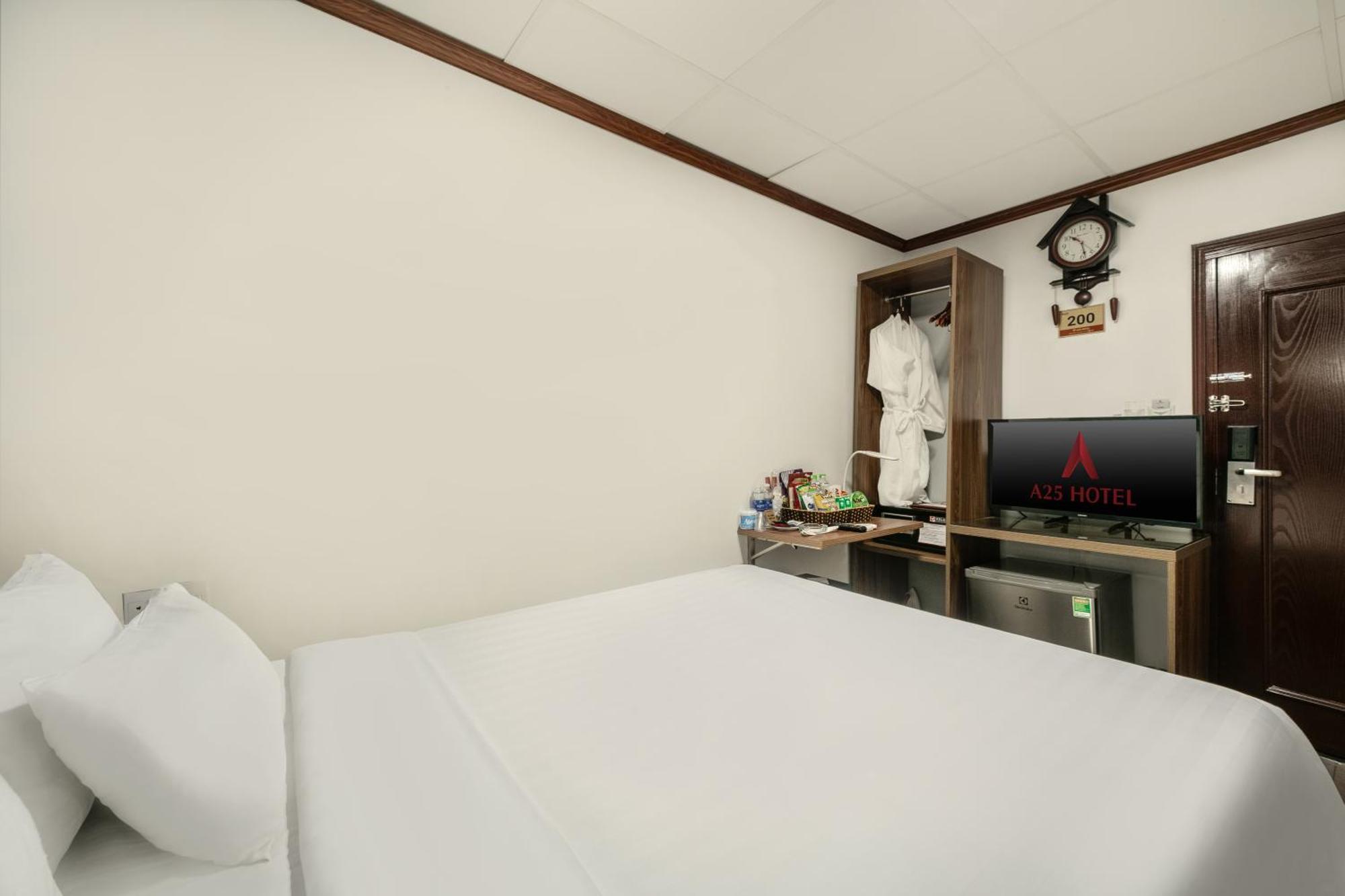 Hotel A25 - 19 Cha Ca 2*