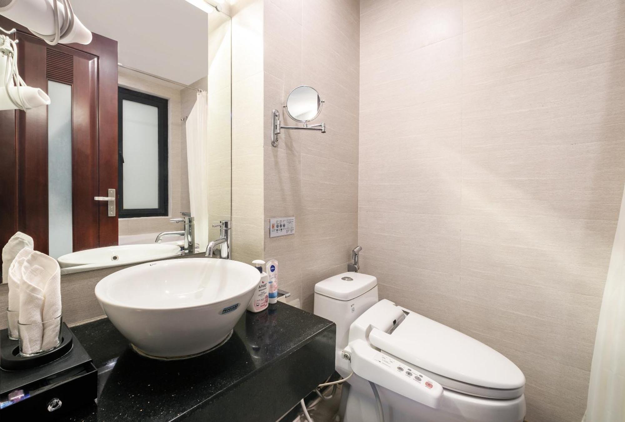 A25 - 88 Nguyen Khuyen 2* Hanoi
